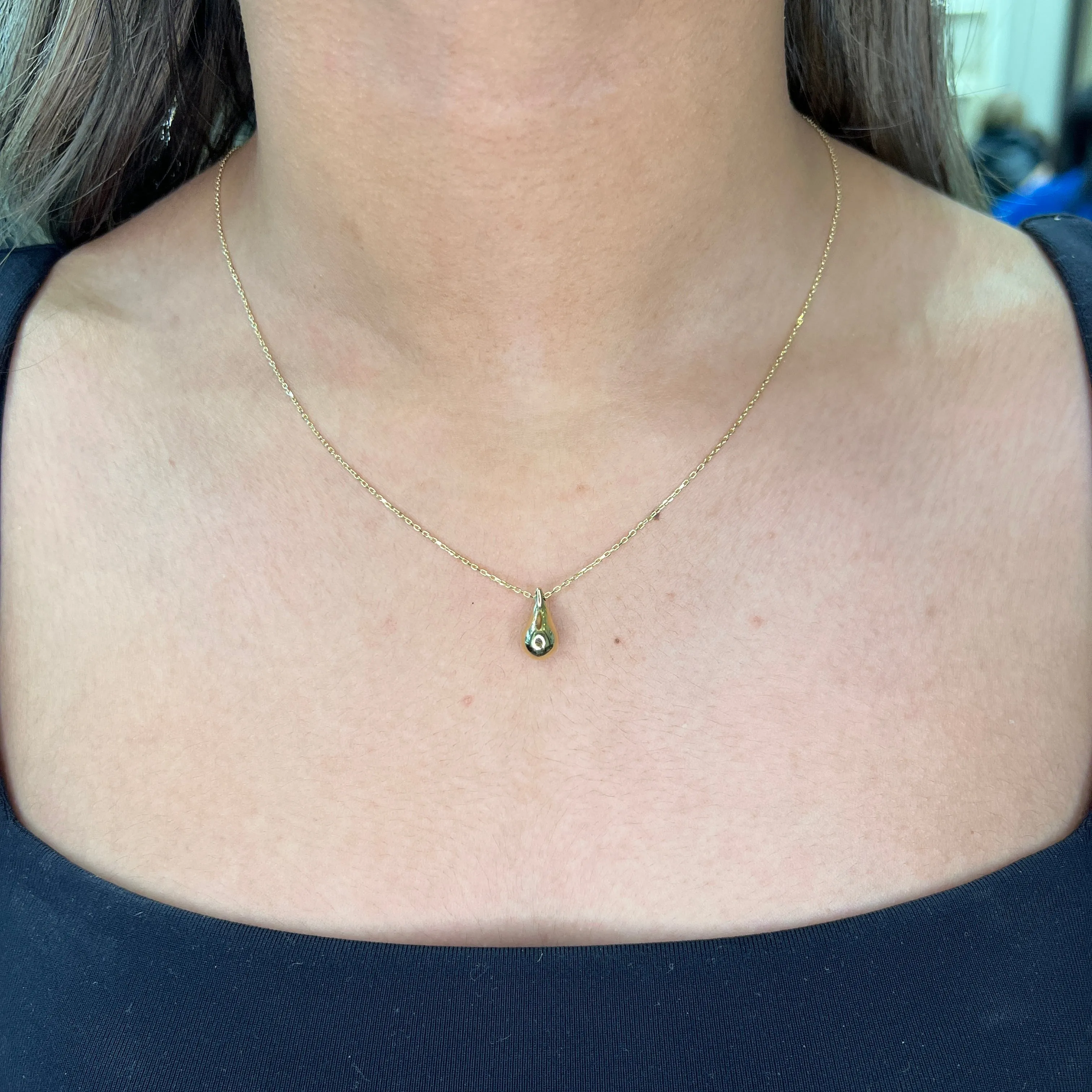 10K Yellow Gold (7mm) Puffed Water Drop Necklace