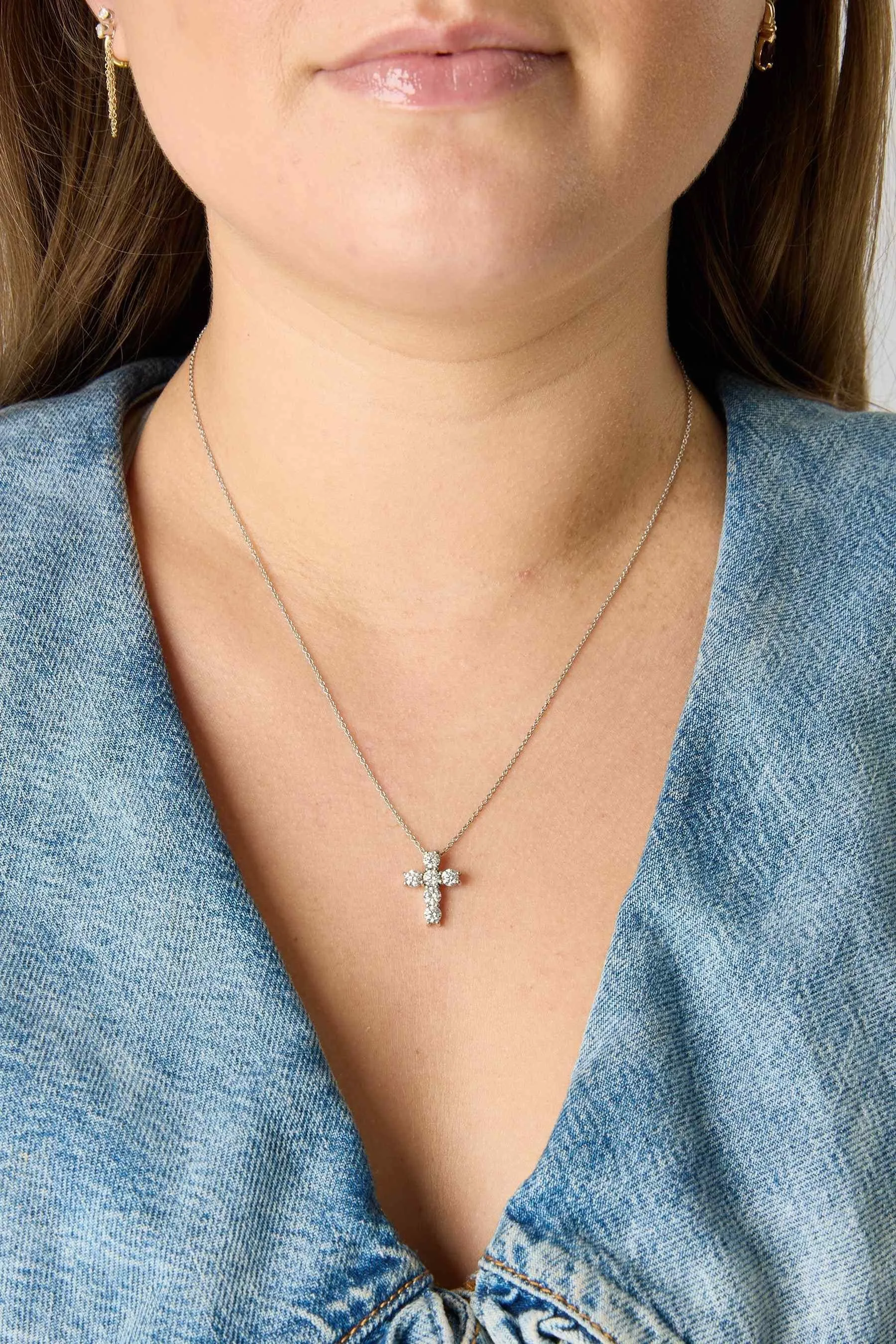 14KW Diamond Cross Necklace