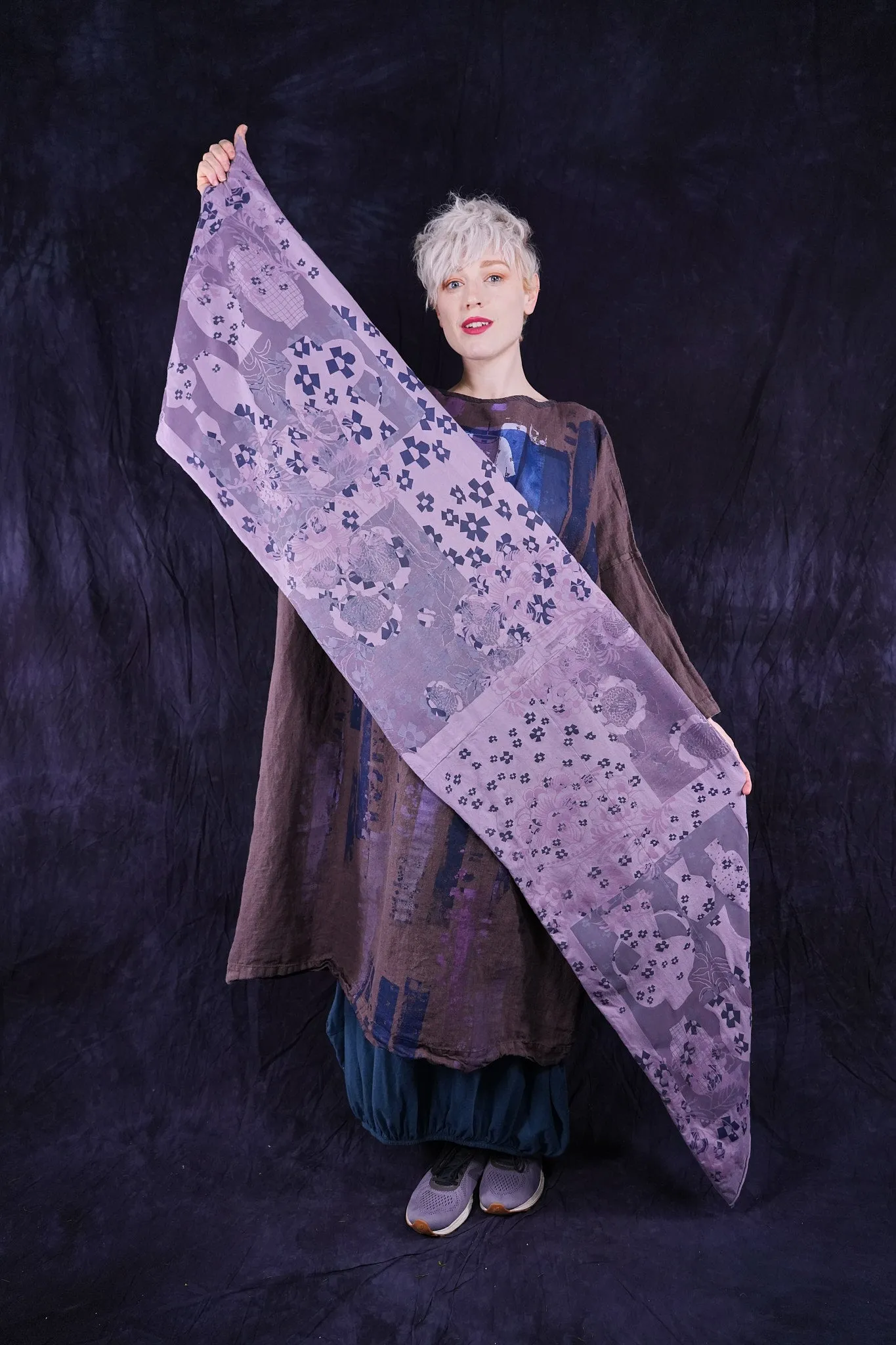 8161 Hand Printed Organic Scarf Sea Fog-P