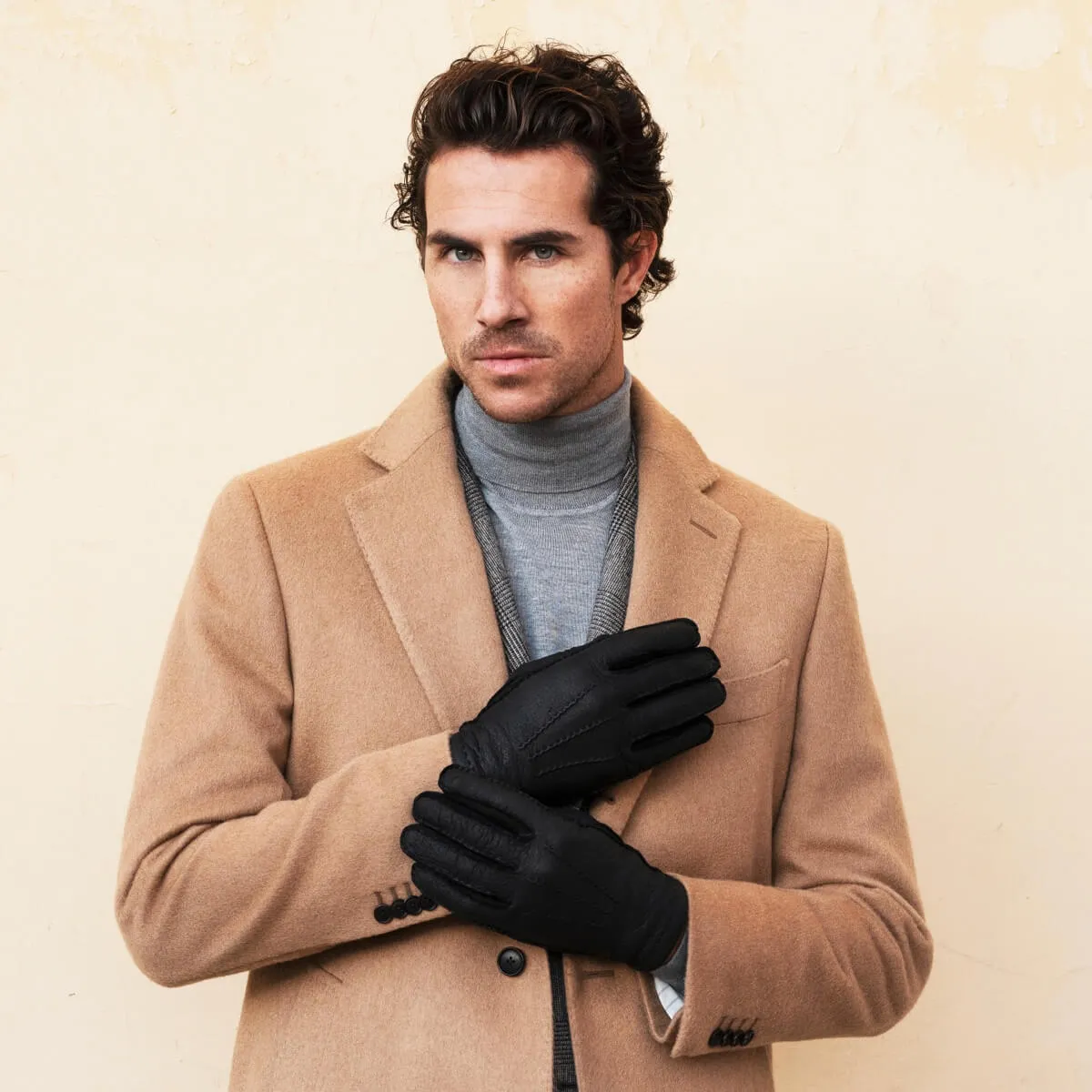 Antonio (black) - Italian peccary leather gloves with cashmere lining