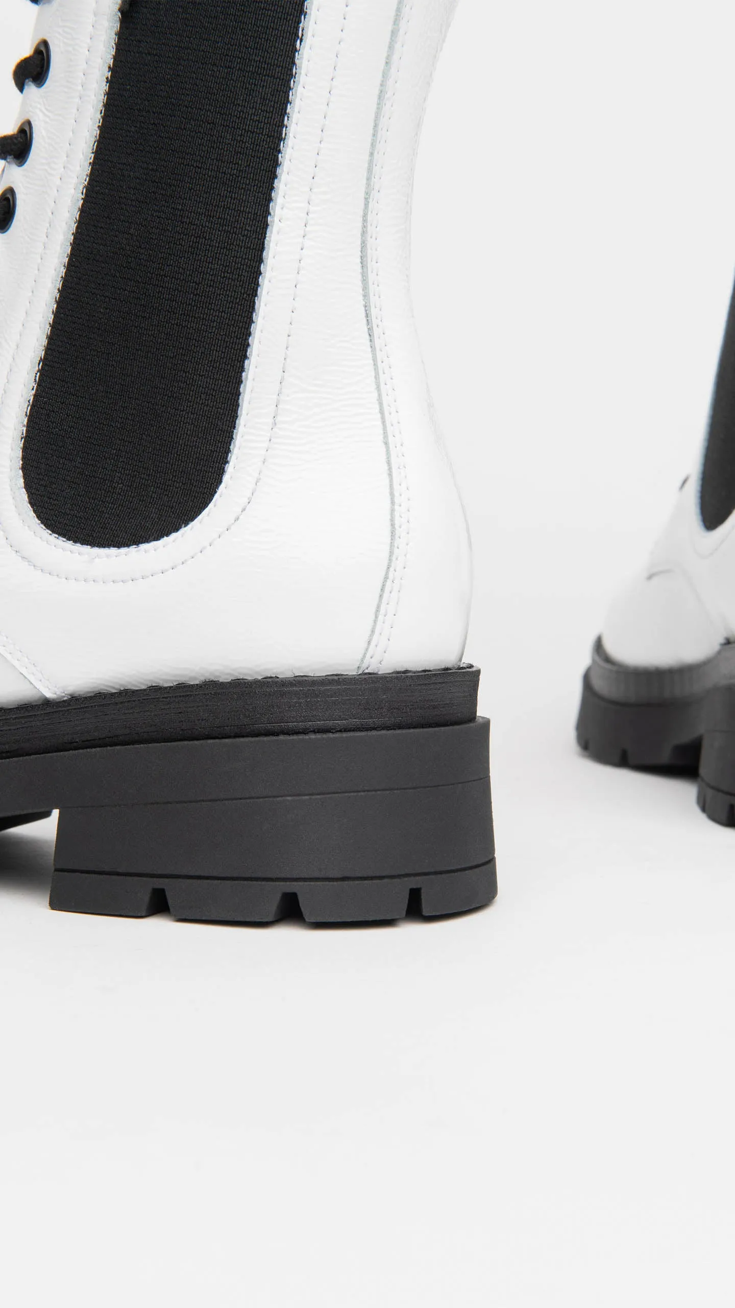 Combat boots