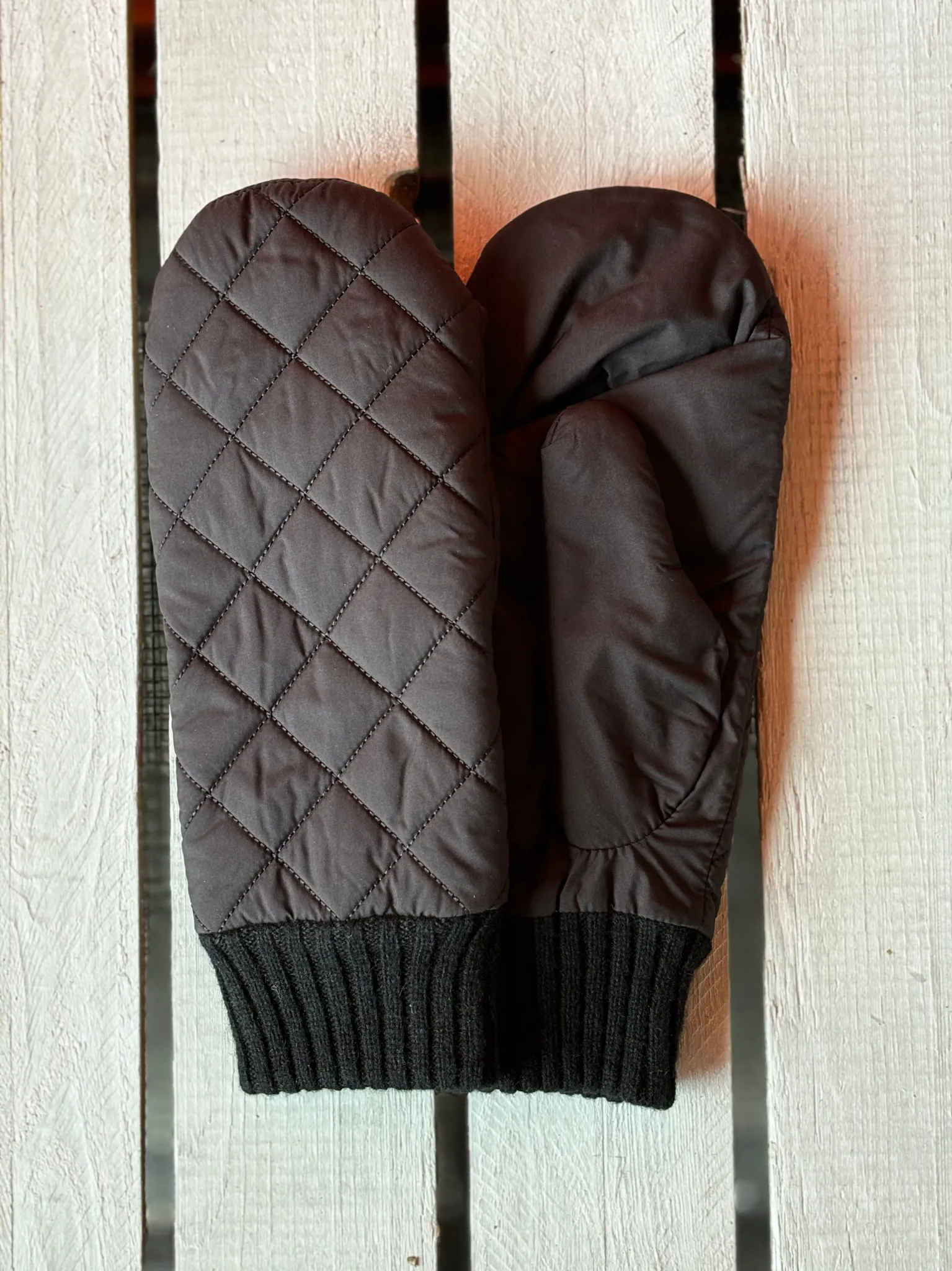 Damier Mittens Black