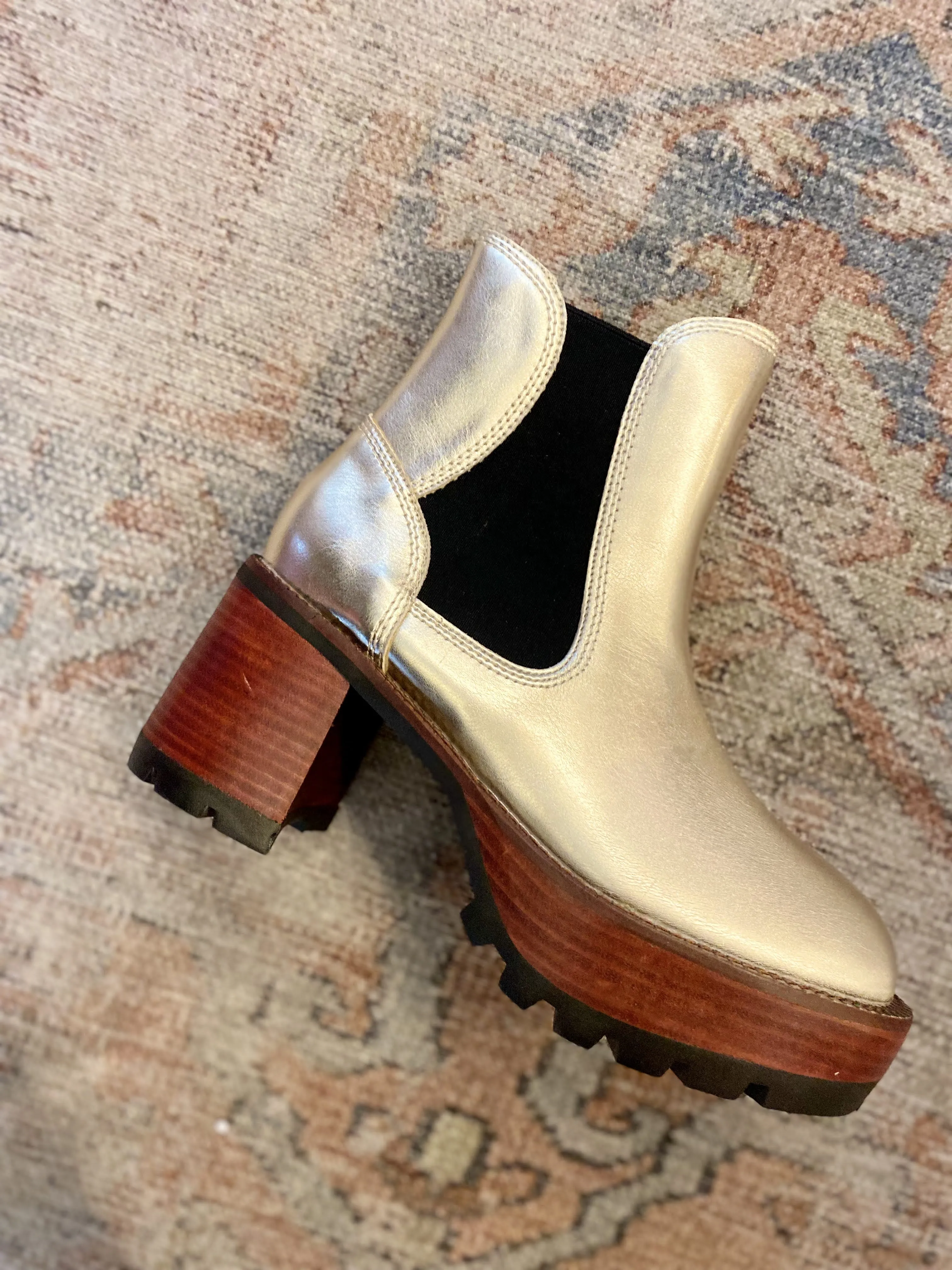 Dorothy Metallic Platform Chelsea Boots