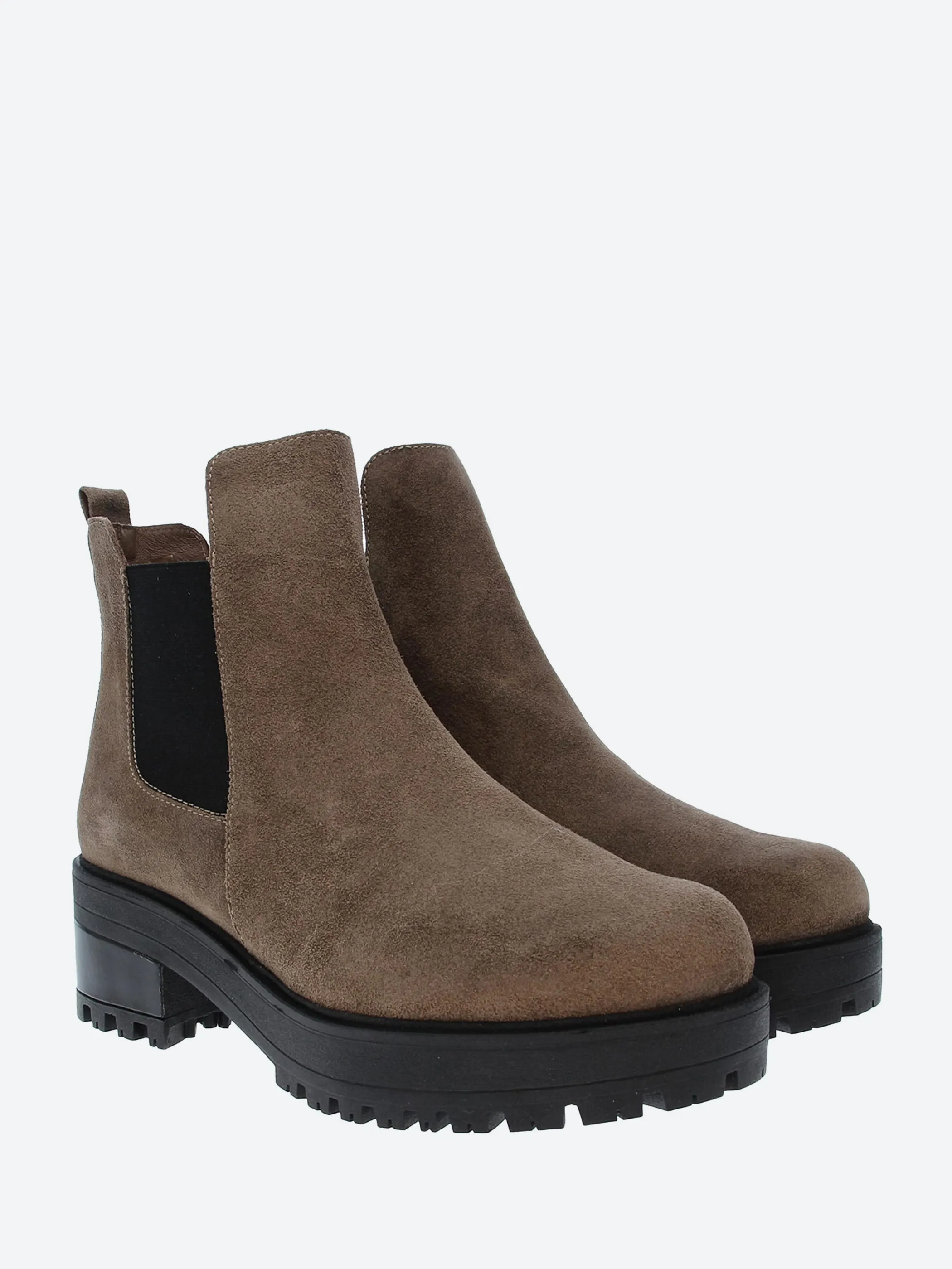 E-6101 Chelsea Boot