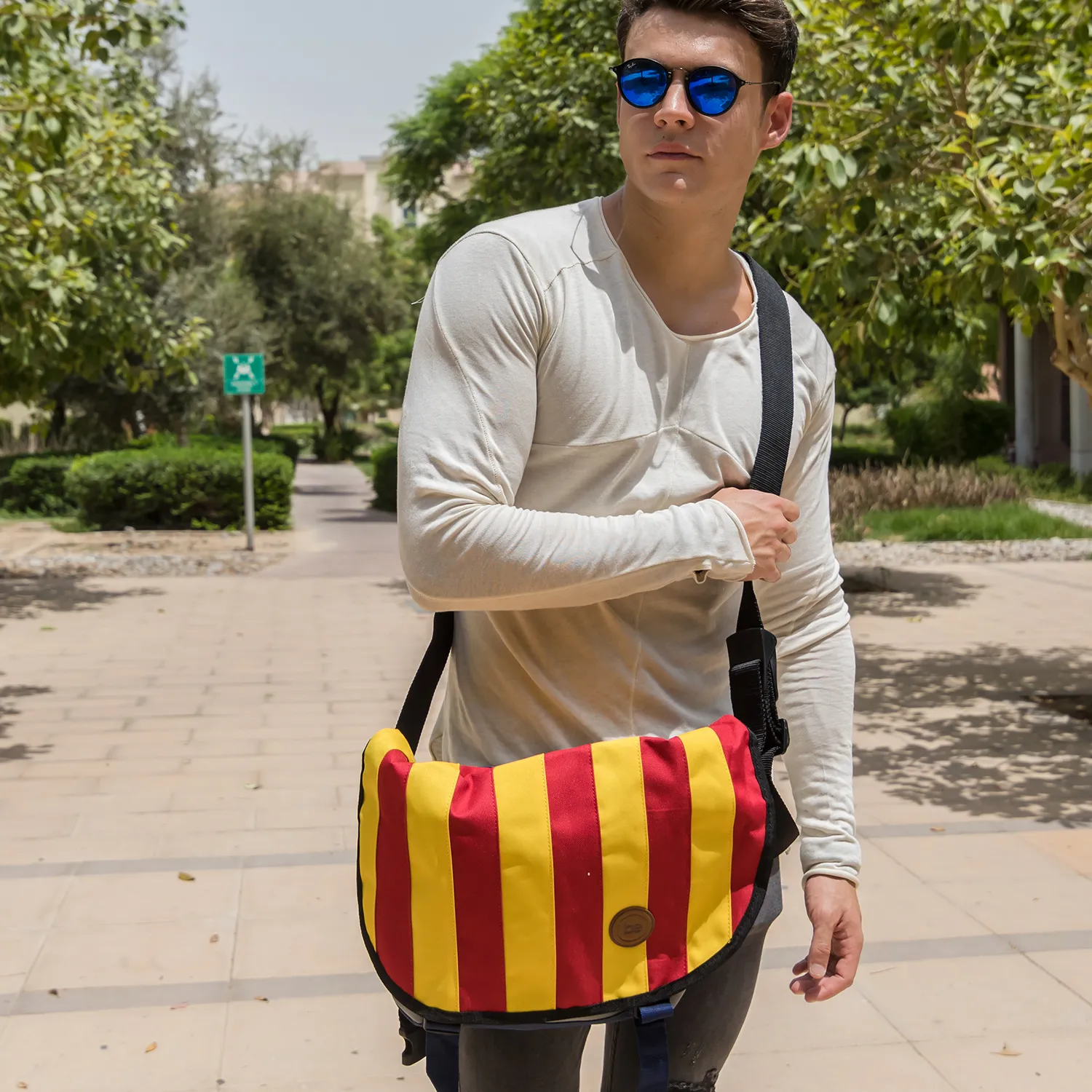 Espana Yellow & Red