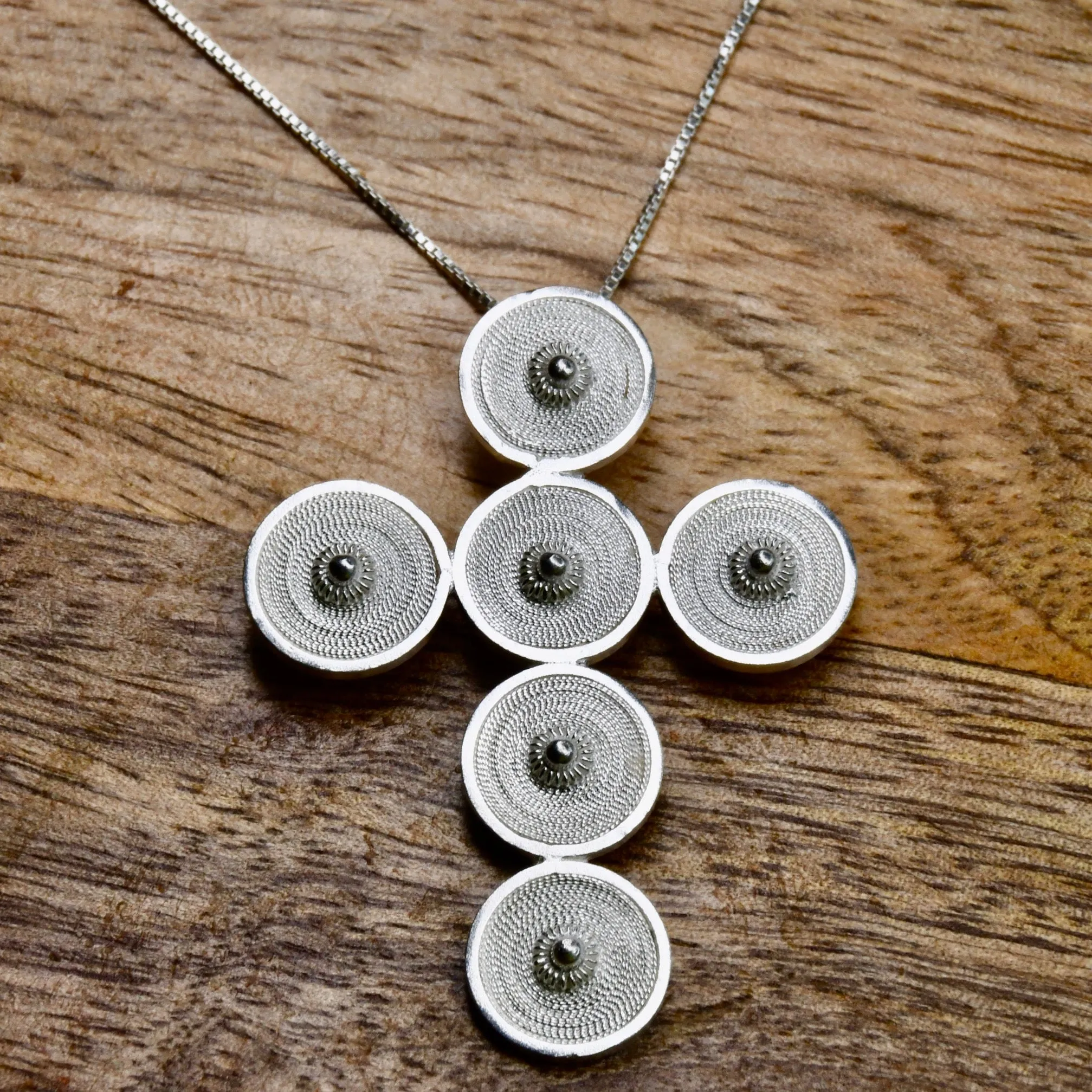 FEITH SILVER CROSS NECKLACE FILIGREE