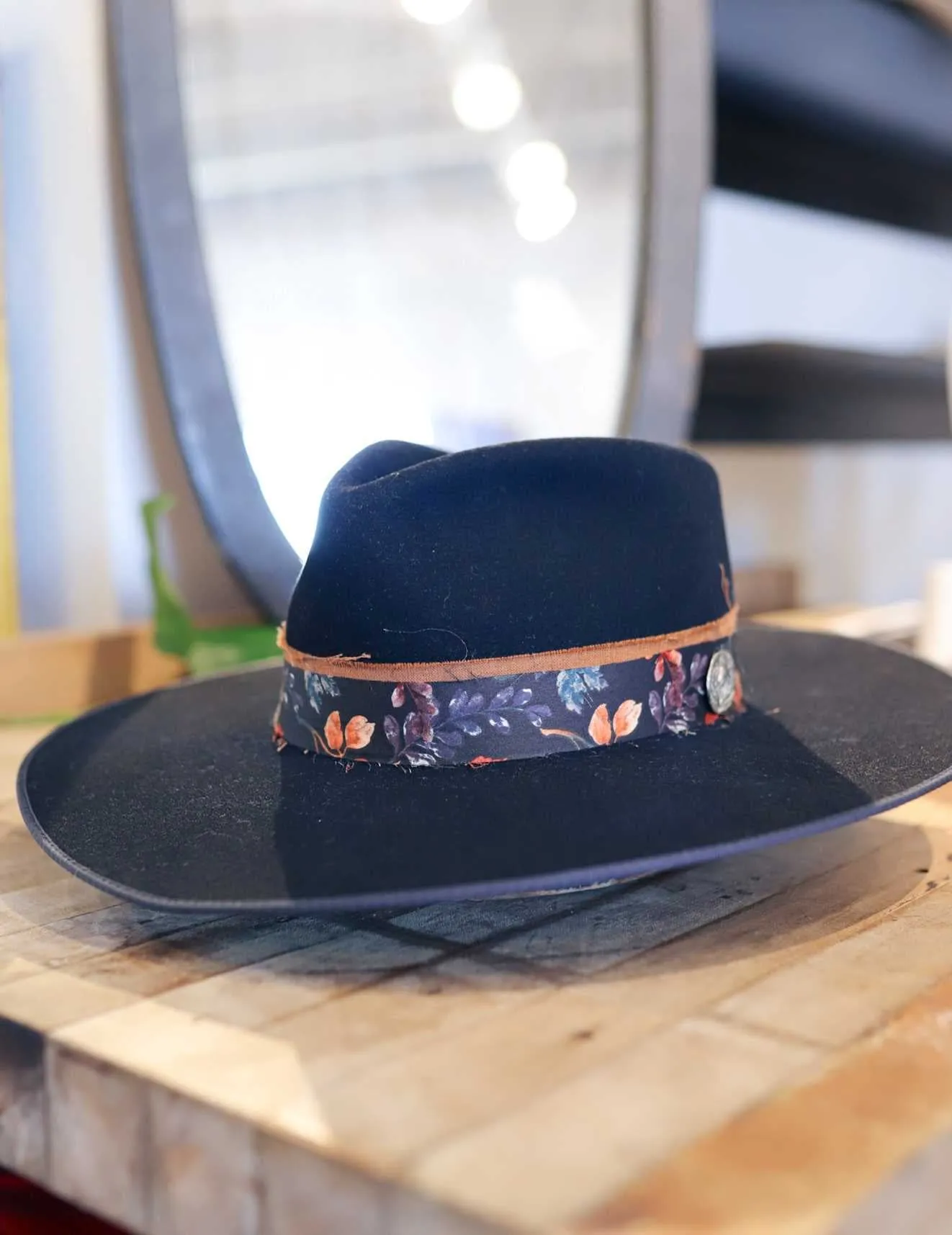 Felt Hat | Navy Front Pinch | Easy Drifter