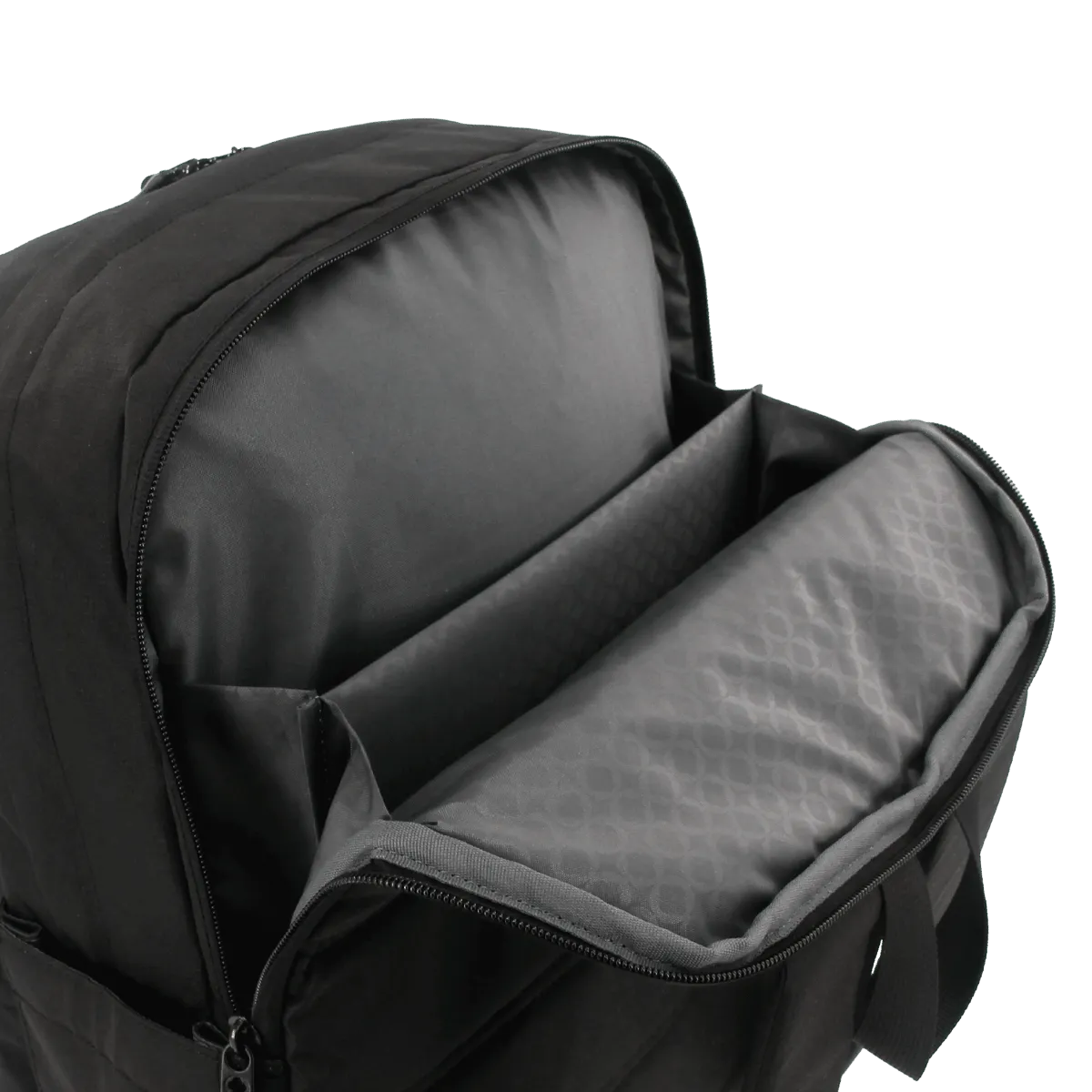 Fenix Backpack with keyring Puller in Black - Final Sale