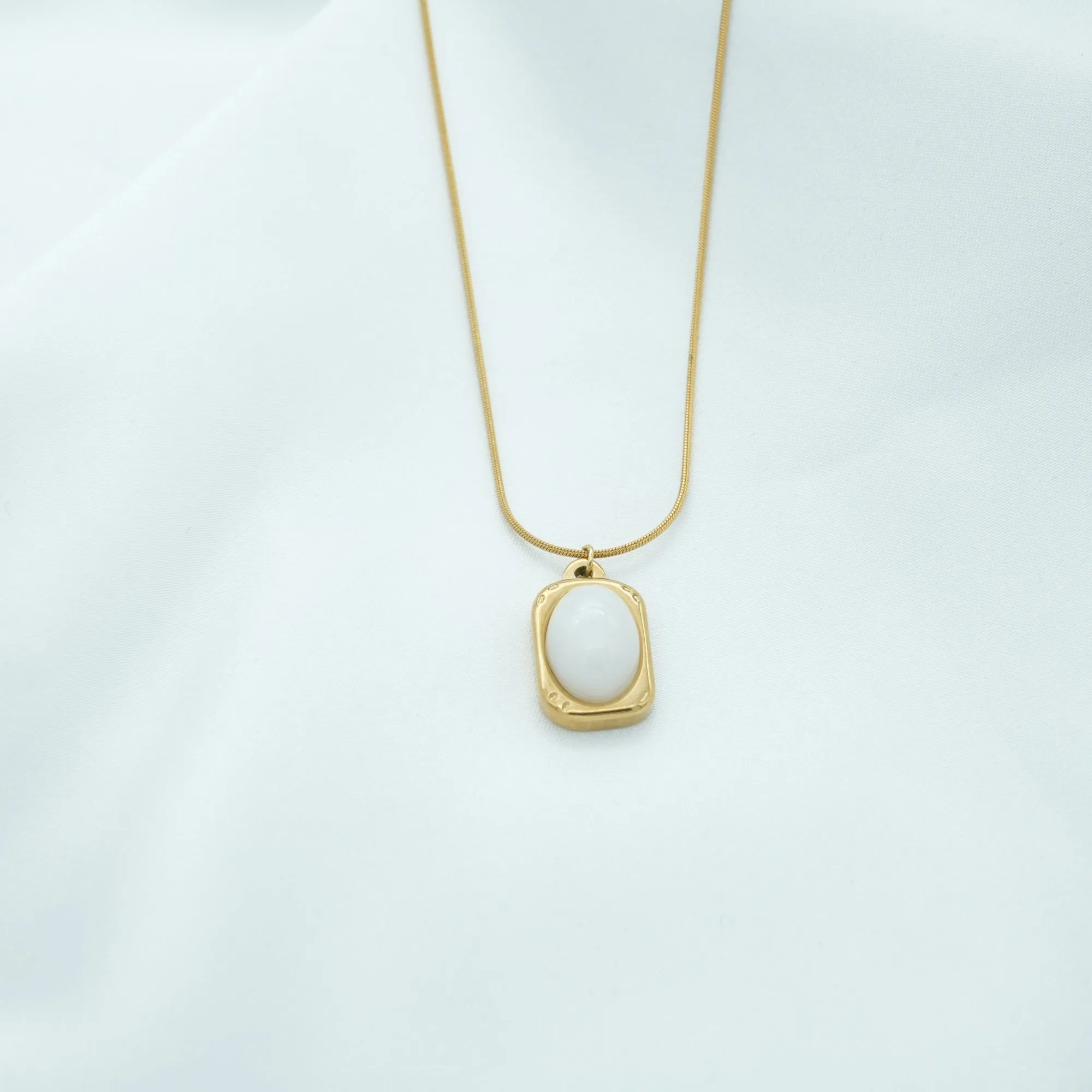 Golden Fairytale Pendant With White Stone Necklace