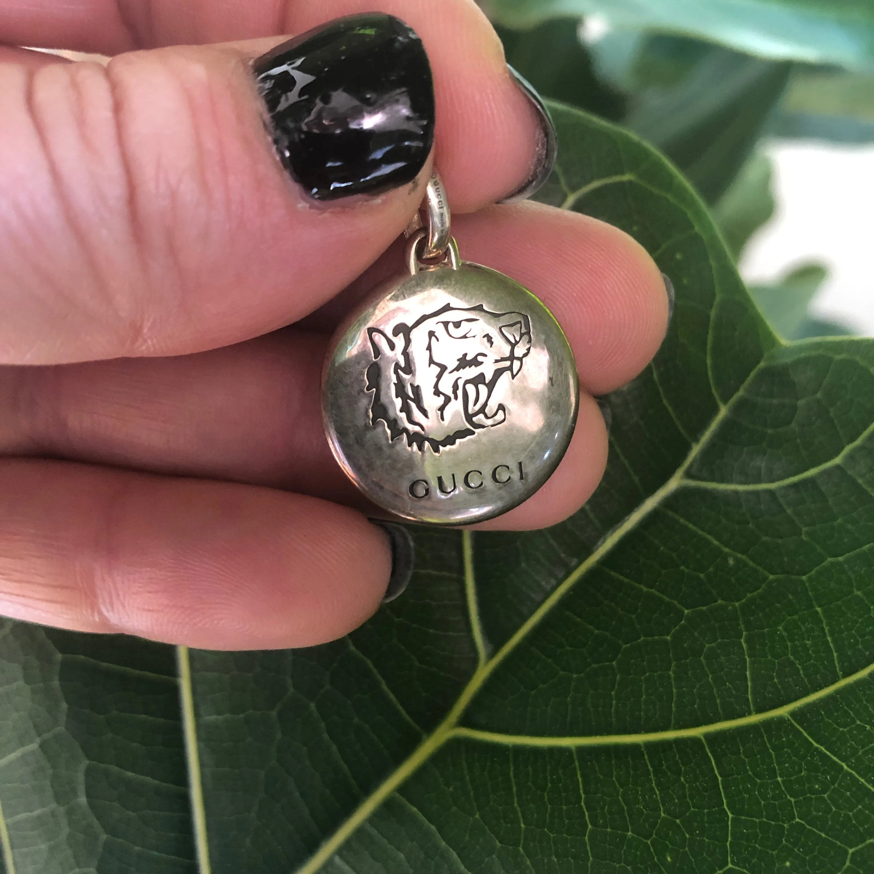 Gucci Blind X Love Round Necklace in Silver