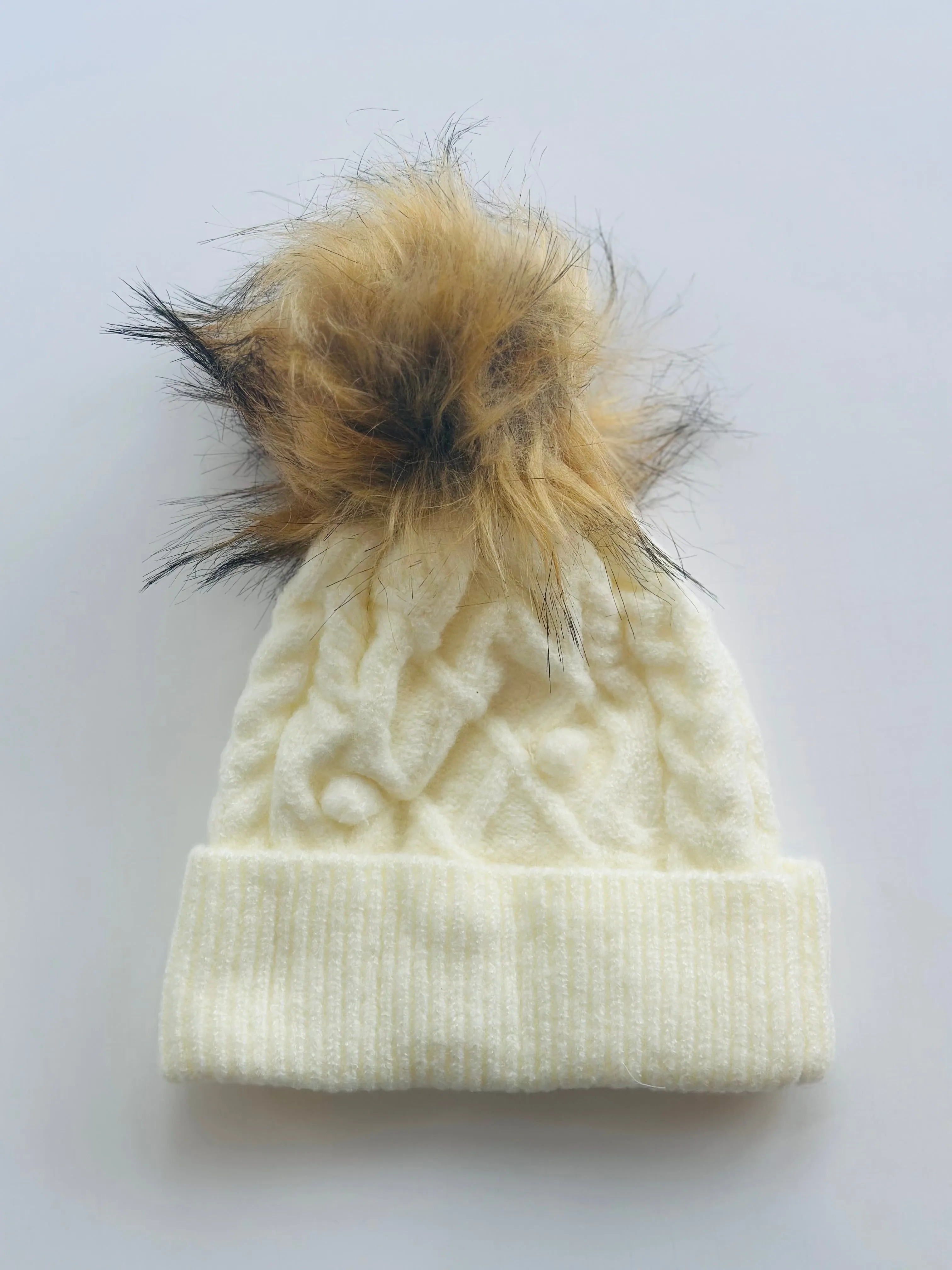 H59 CABLE BEANIE