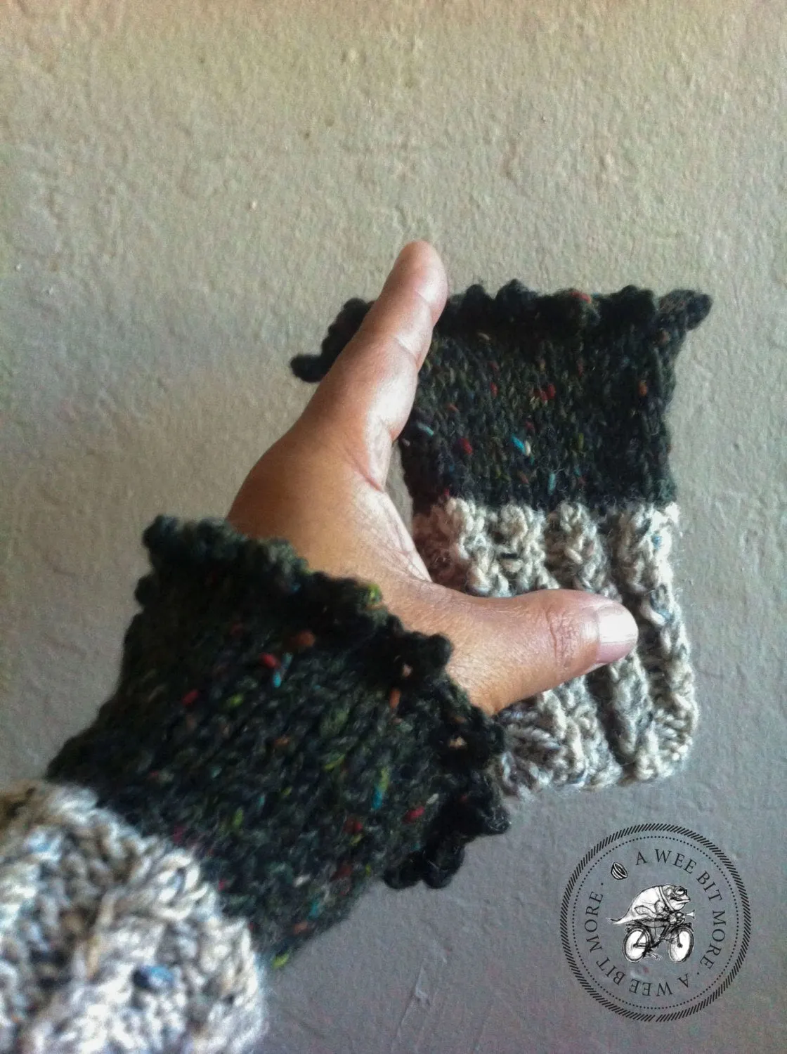 Harvest Twist Wristers (Cuffs/Wrist Warmers)