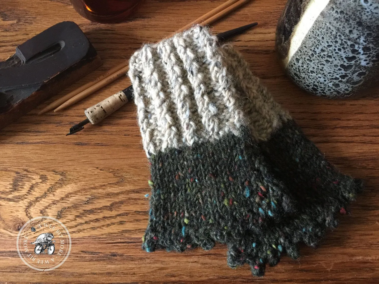Harvest Twist Wristers (Cuffs/Wrist Warmers)