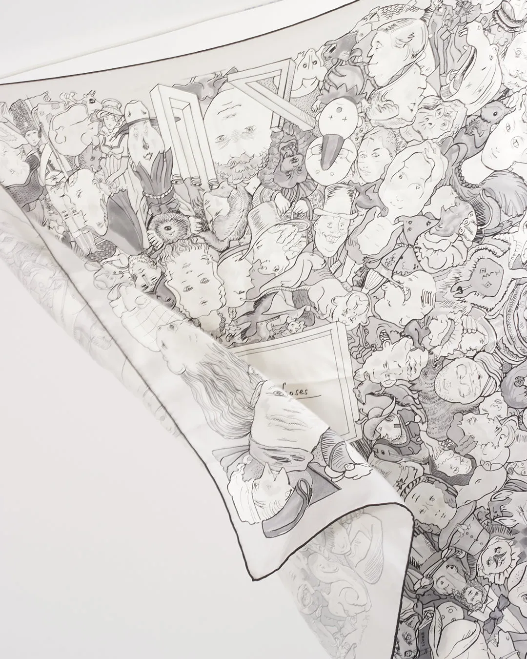 Hermès Black and White "Metamorphoses" Silk Scarf