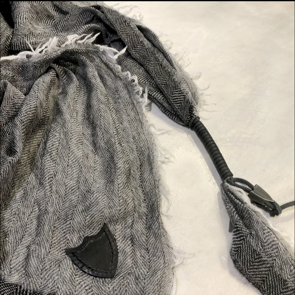 HTC Jack Scarf