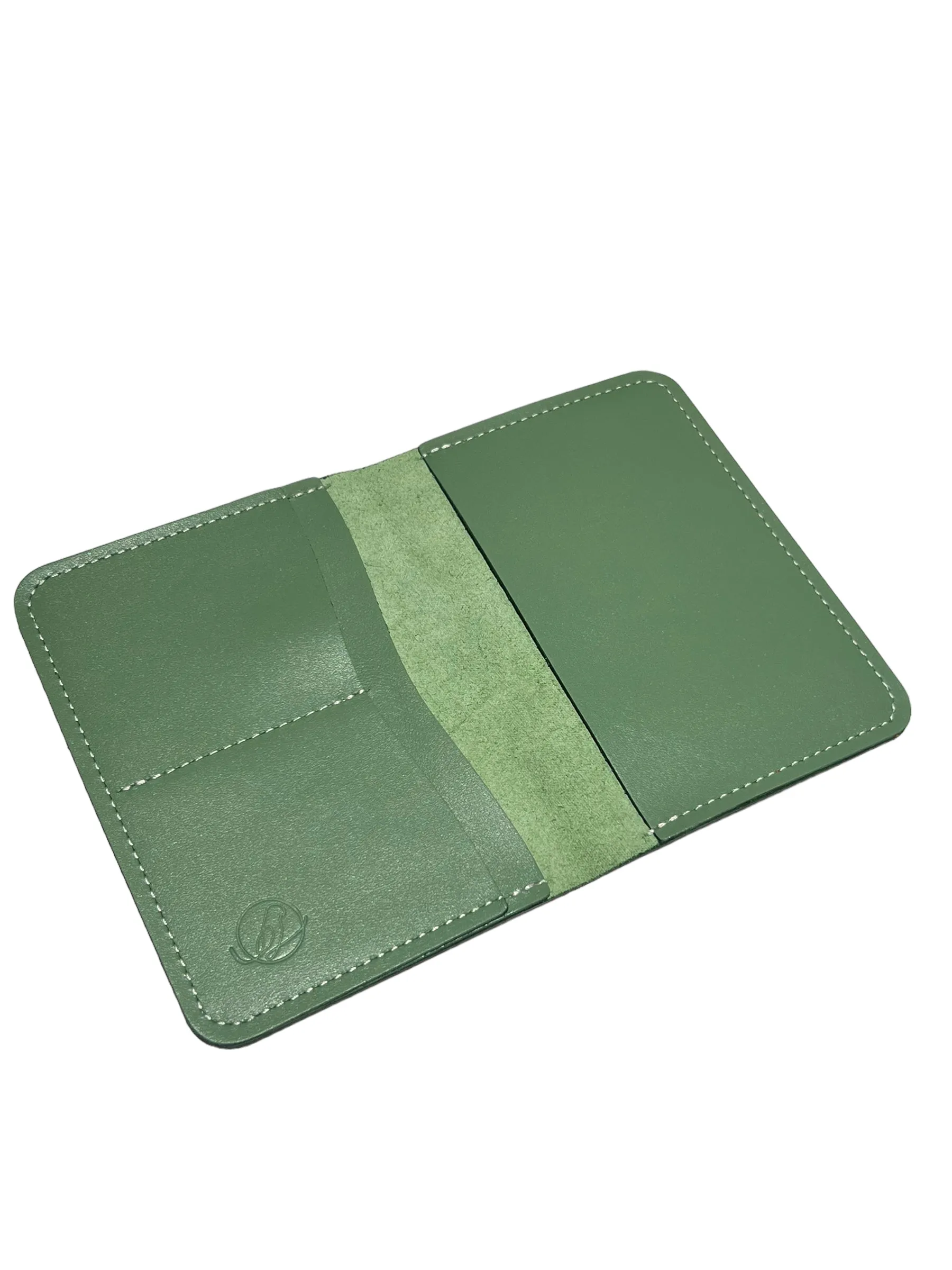 IGUACA- Passport Cover - Green Faeda