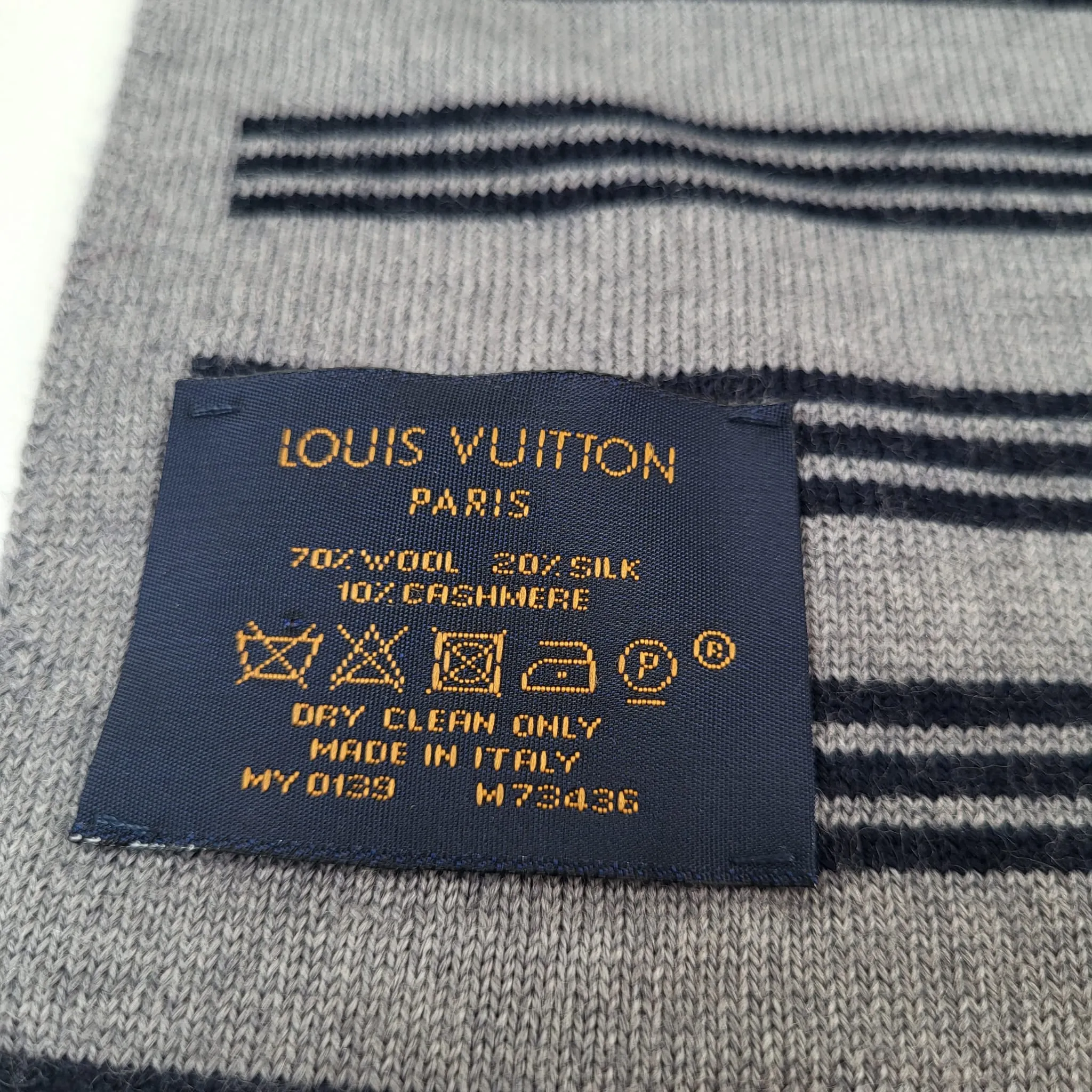Karakostripe Scarf