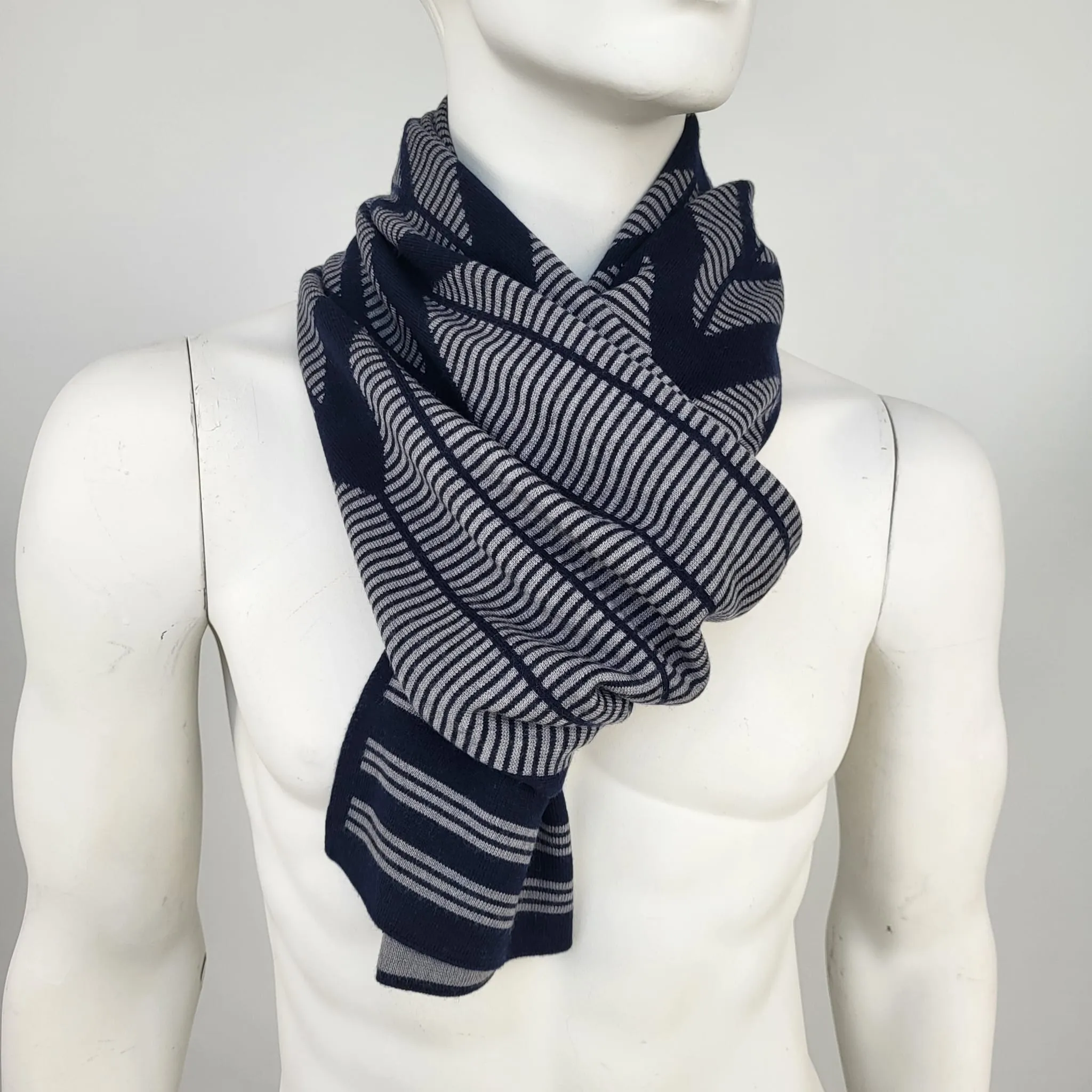 Karakostripe Scarf