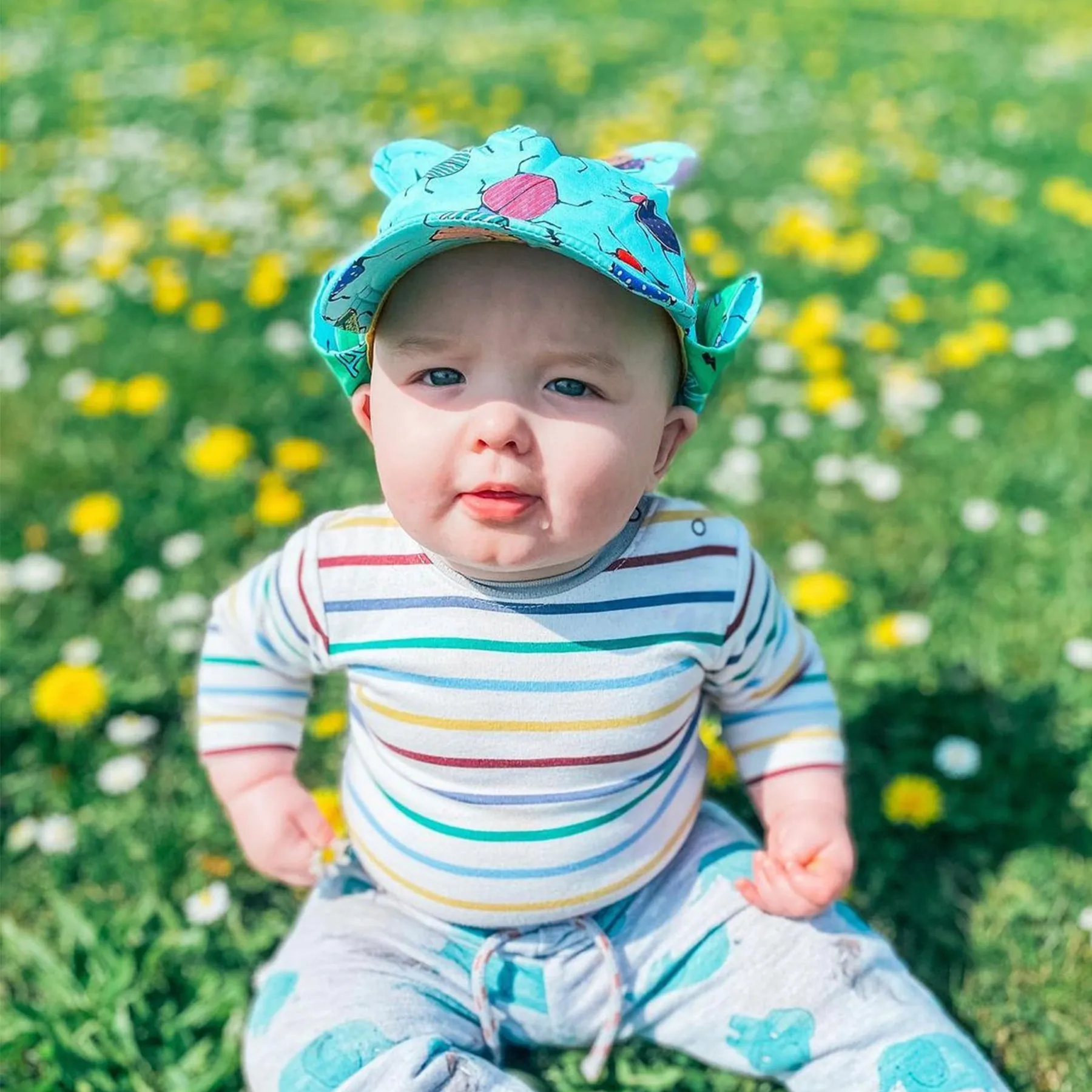 Kids Cub hat with neck flap: Bugs