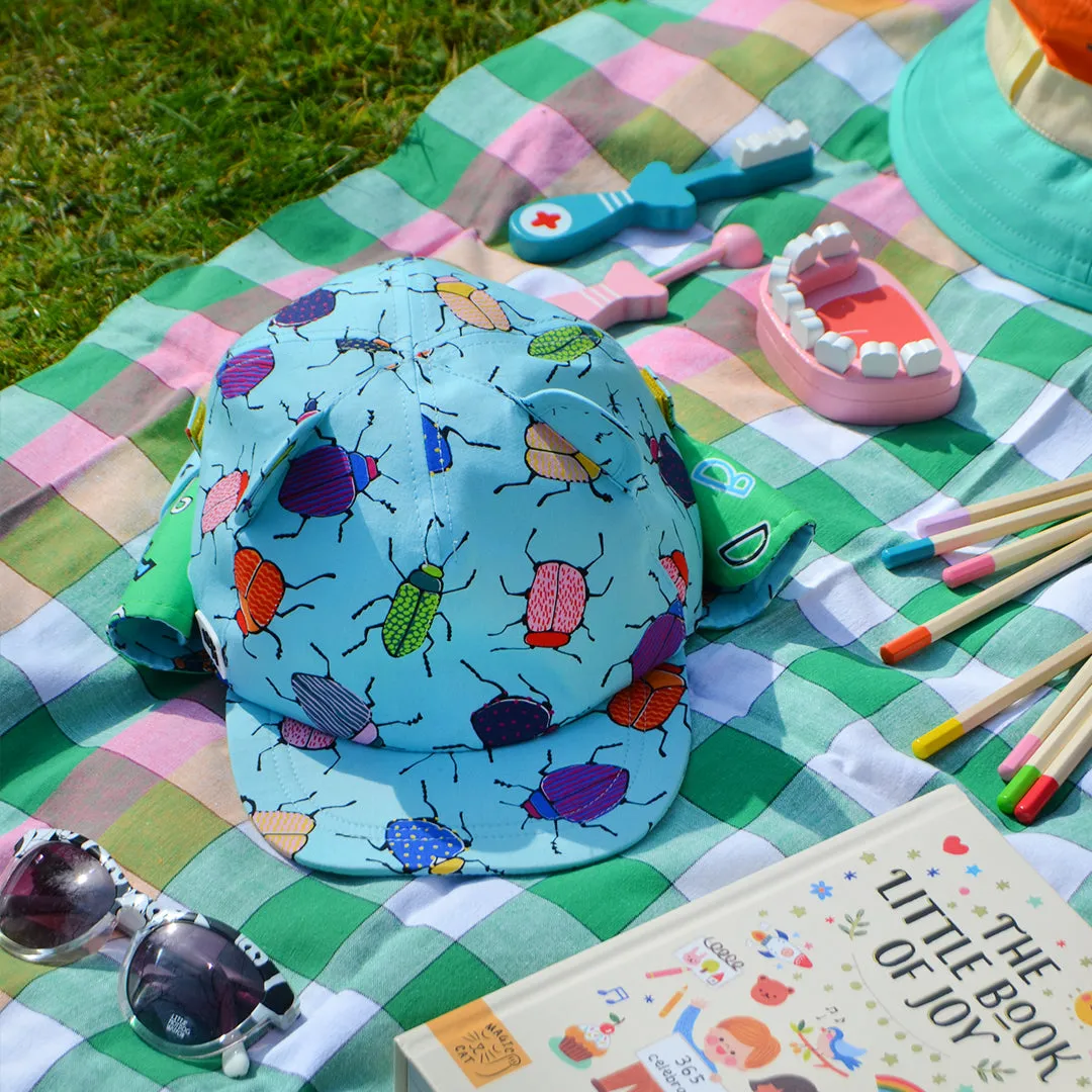 Kids Cub hat with neck flap: Bugs