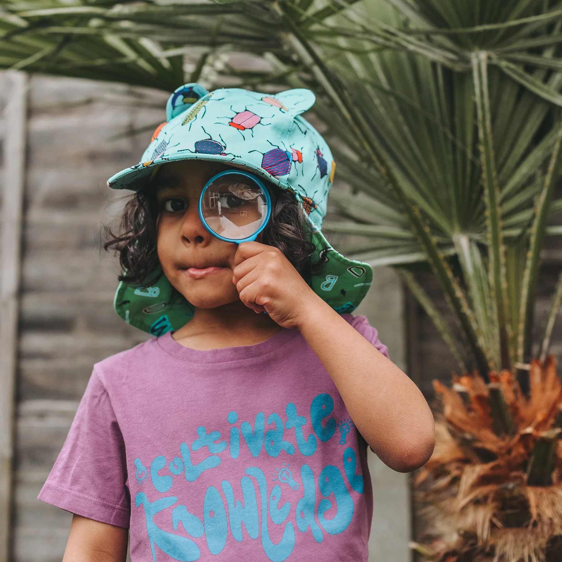 Kids Cub hat with neck flap: Bugs