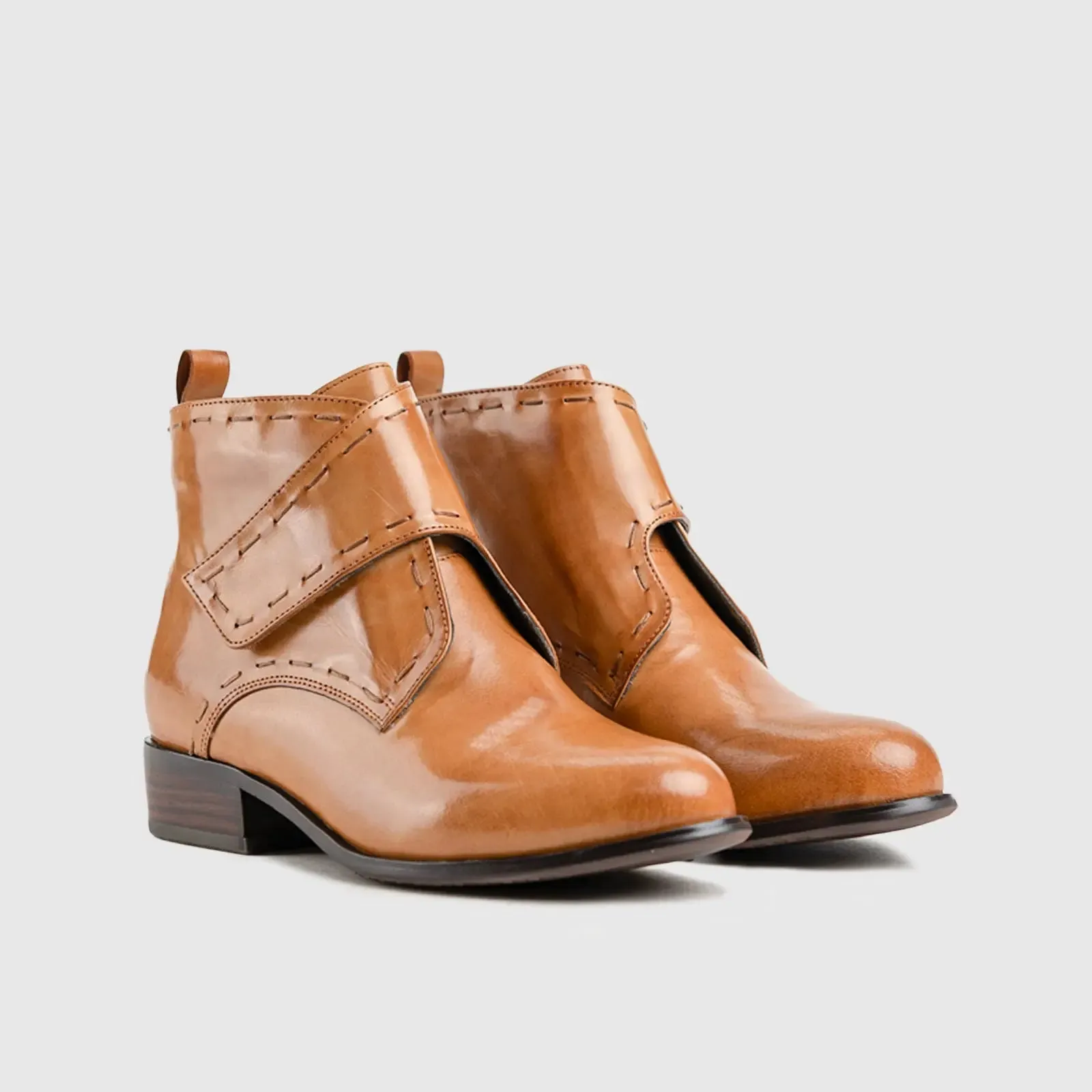 Leather Ankle Boots Brown HA017