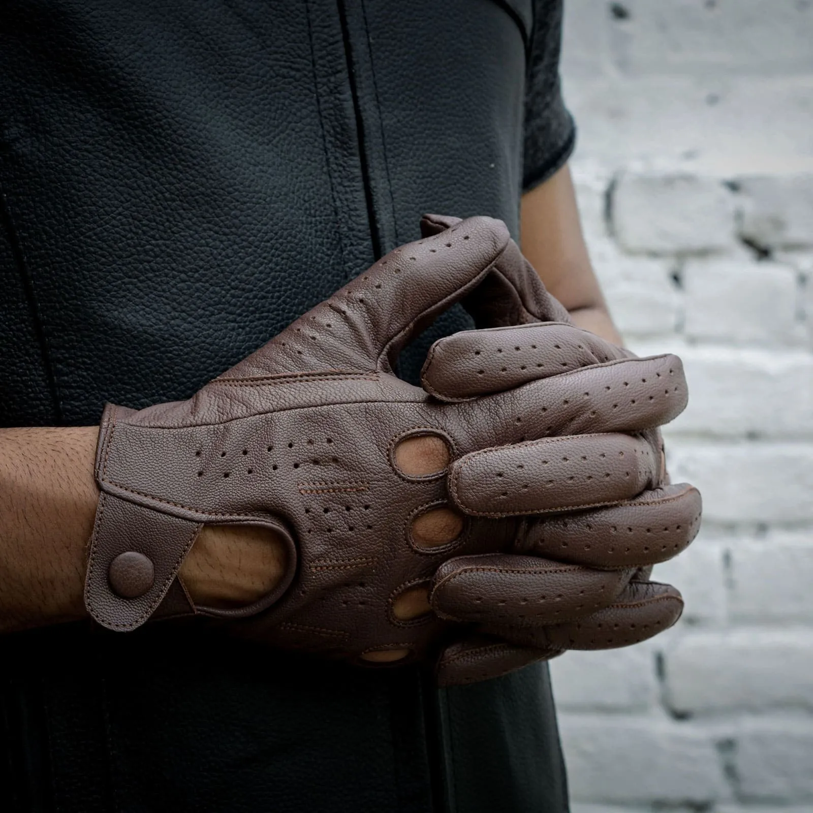 Leatherick Men's Dark Brown Classic Genuine Leather Driving Gloves