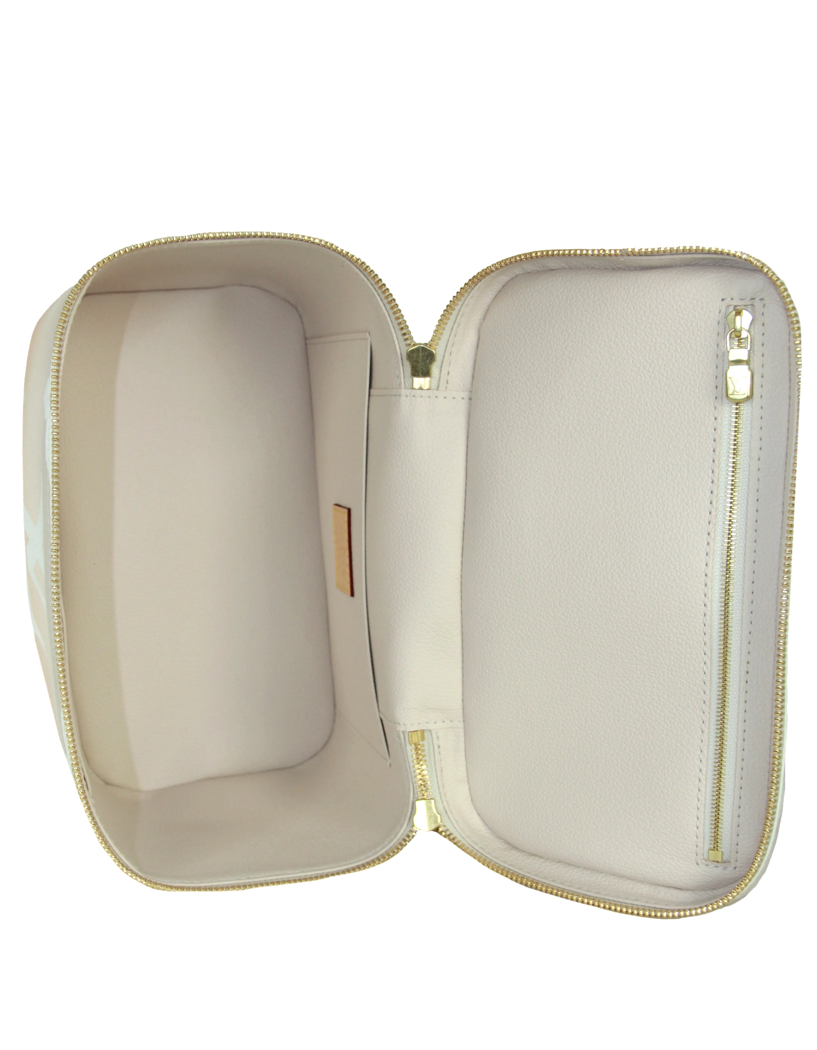 Louis Vuitton Brume Monogram Giant By The Pool Nice BB Vanity Case