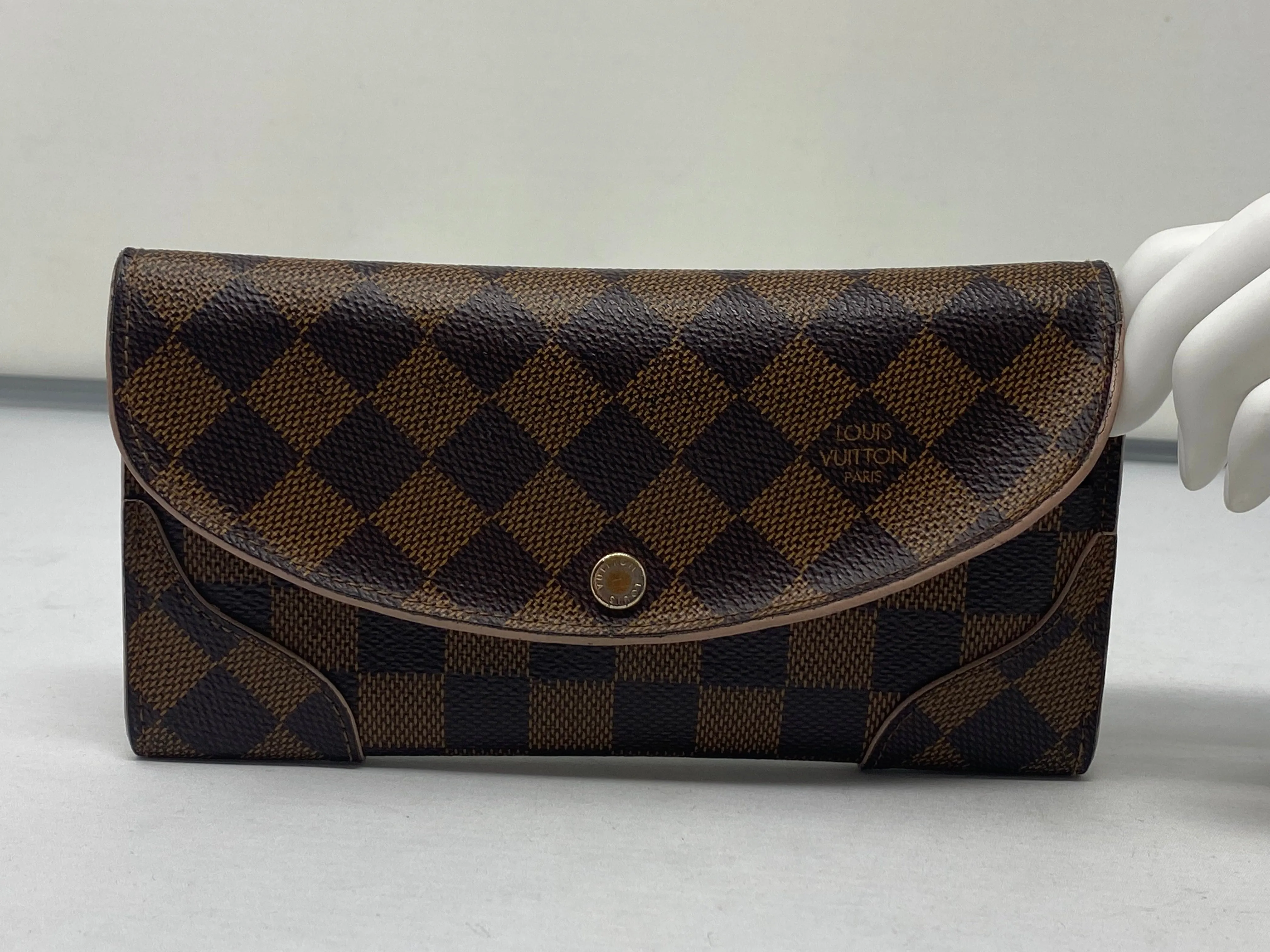 Louis Vuitton Damier Portefeuille Caissa Rose Bifold Wallet