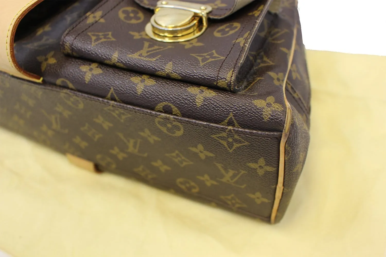 LOUIS VUITTON Monogram Canvas Brown Manhattan GM Satchel Bag