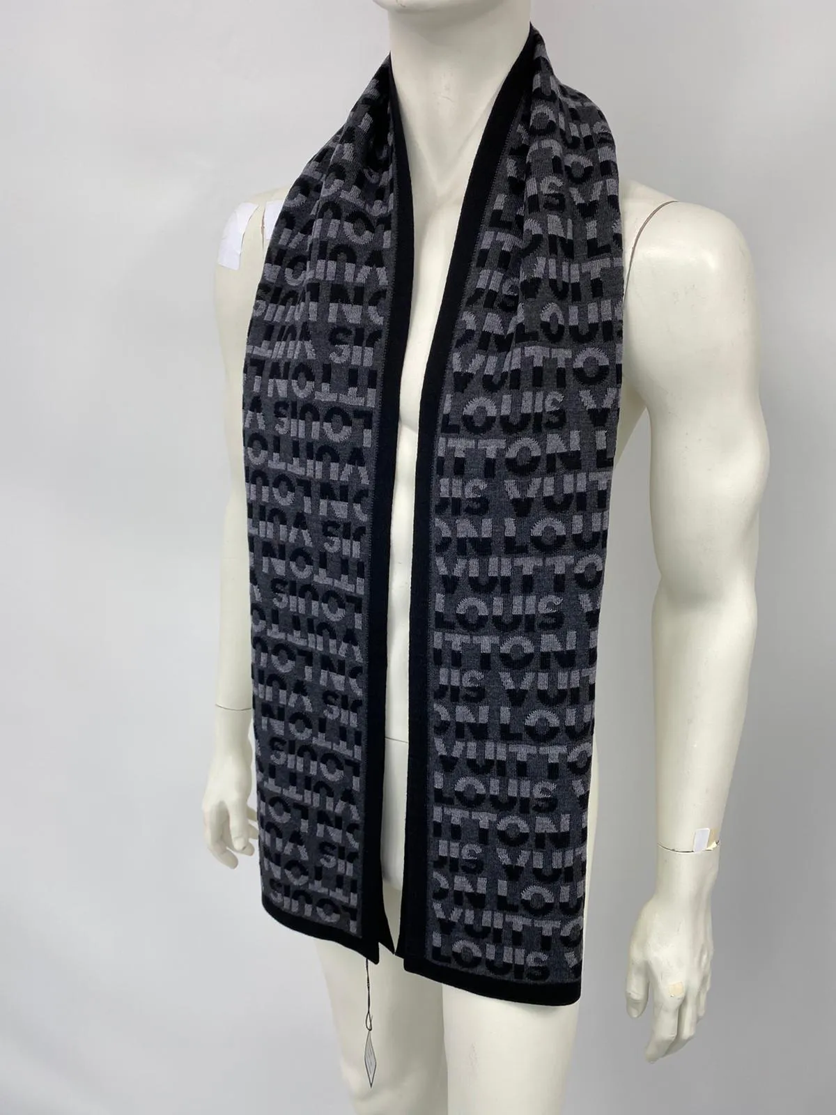 LV Split Scarf