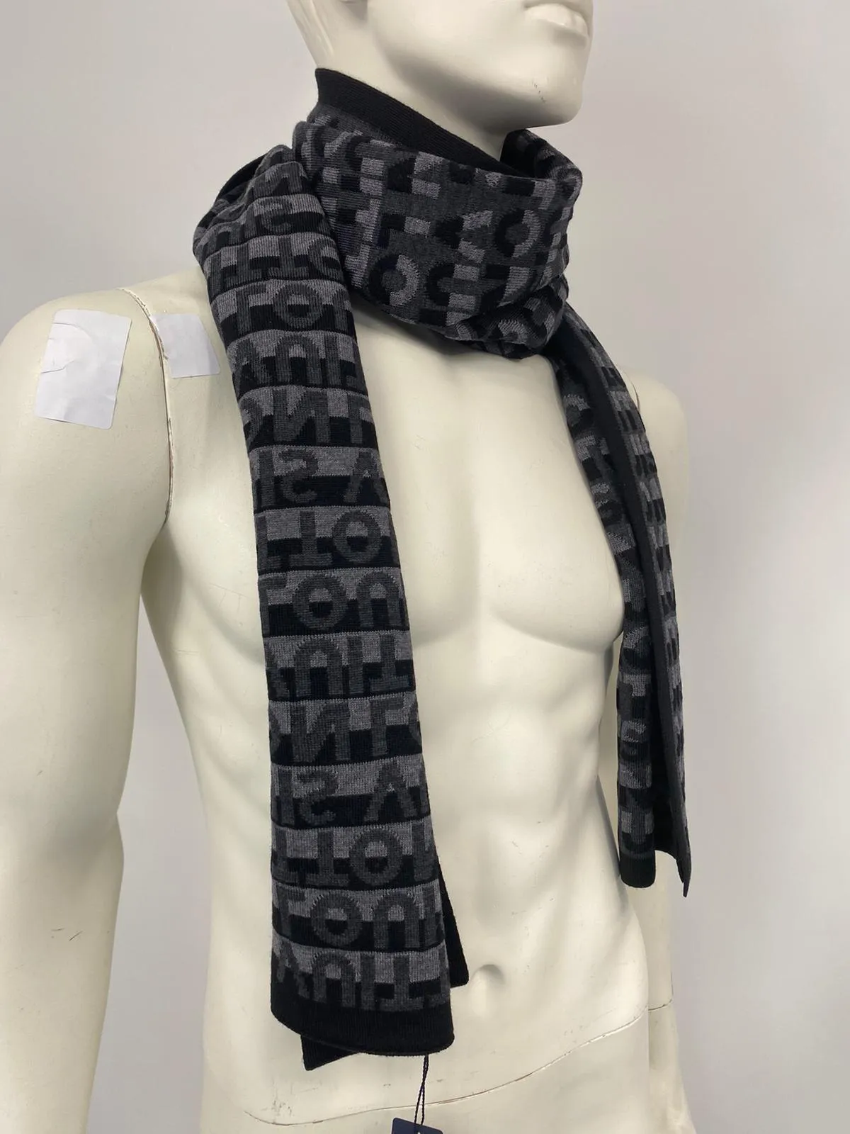 LV Split Scarf