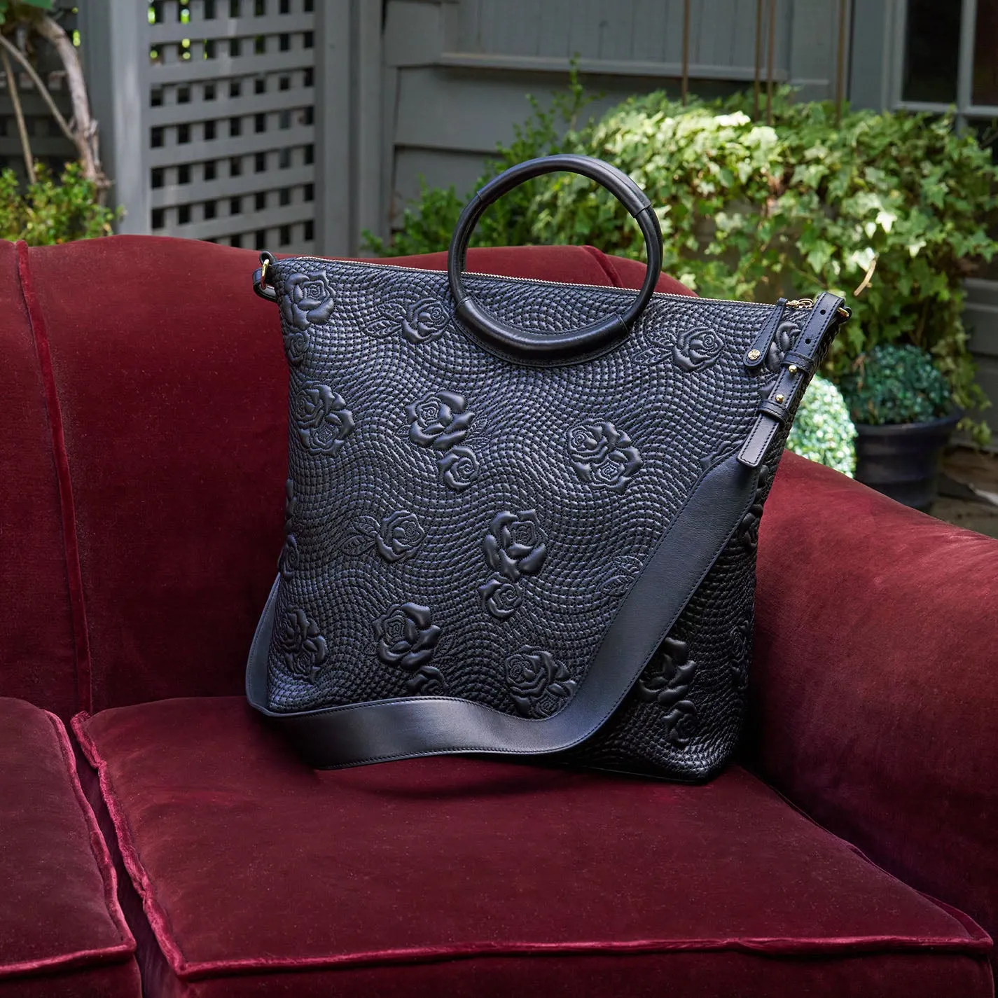 Maggie Satchel In Smooth Leather - Black Quilted Rose