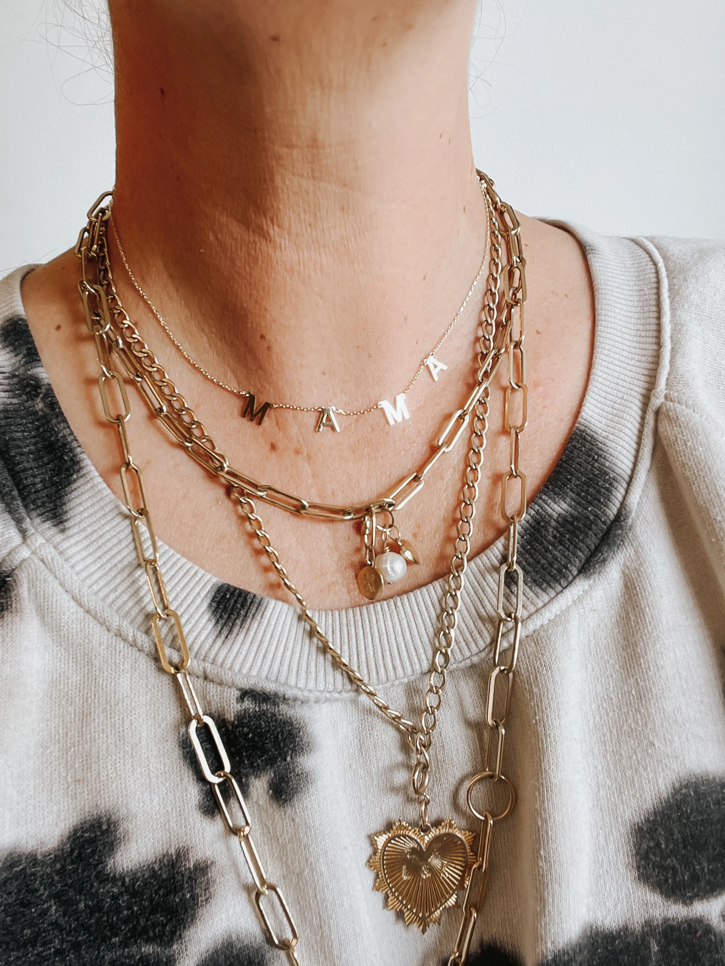 MAMA NECKLACE solid gold