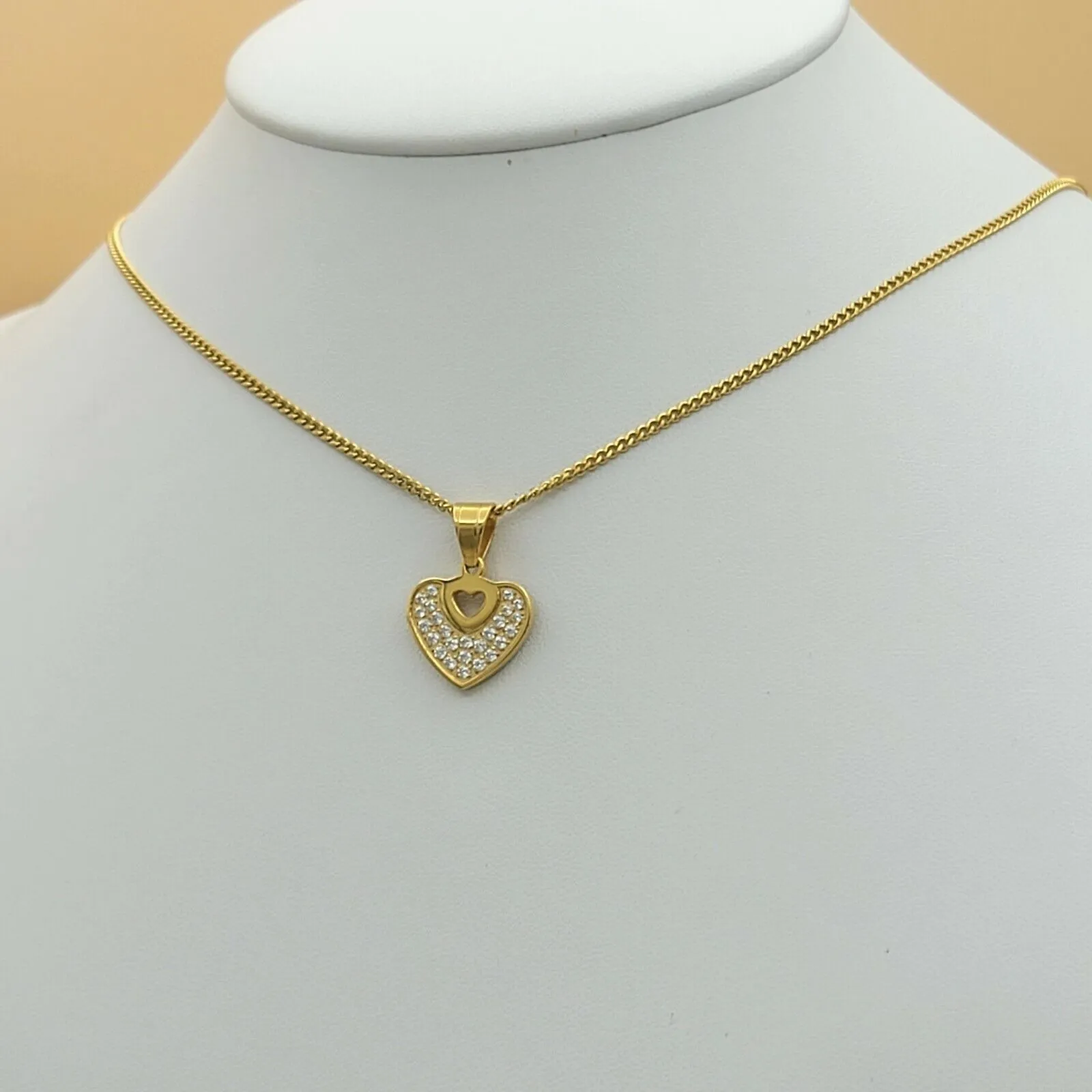 Necklaces - Stainless Steel Gold Plated. Heart Pendant & Chain