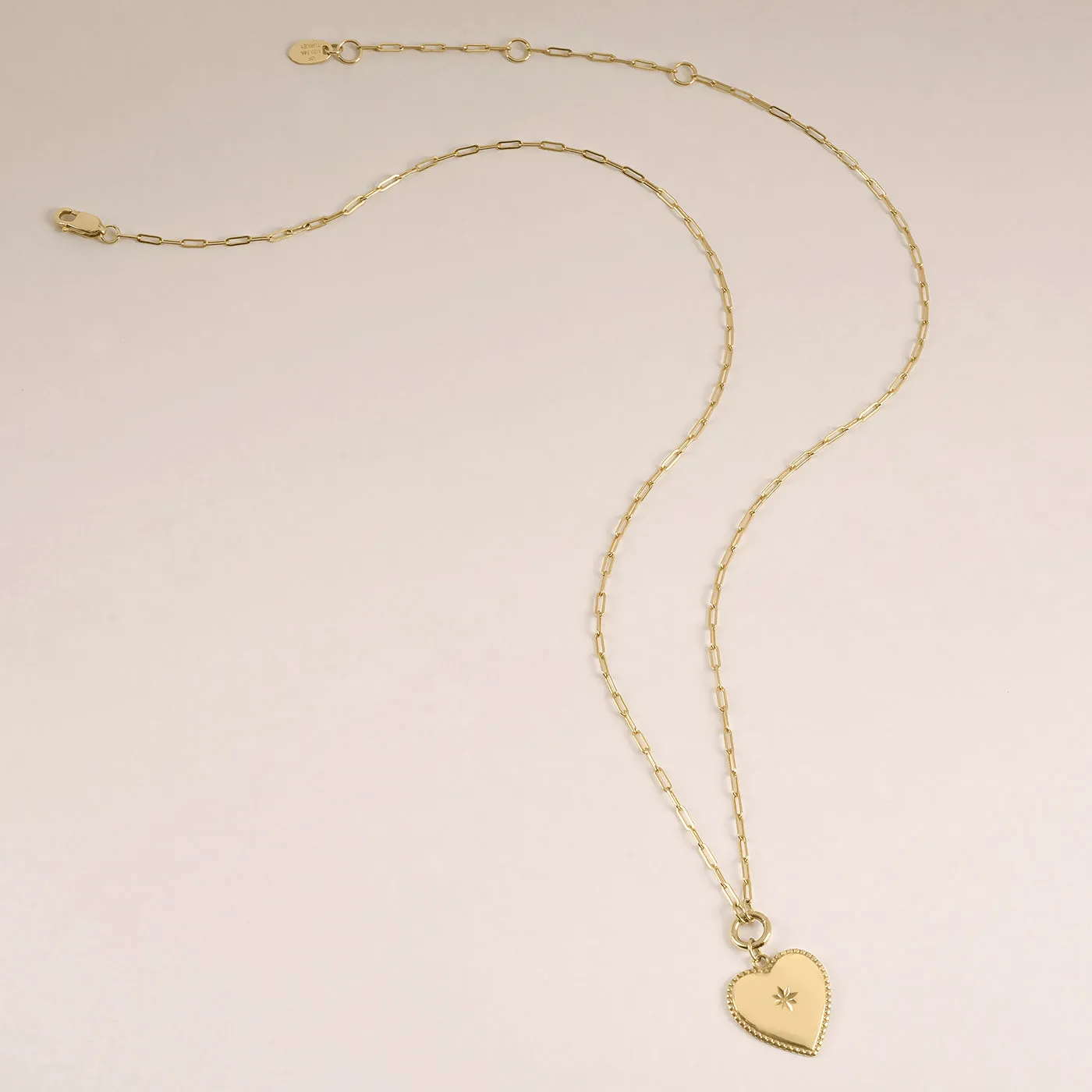 Nostalgic Heart Pendant Necklace