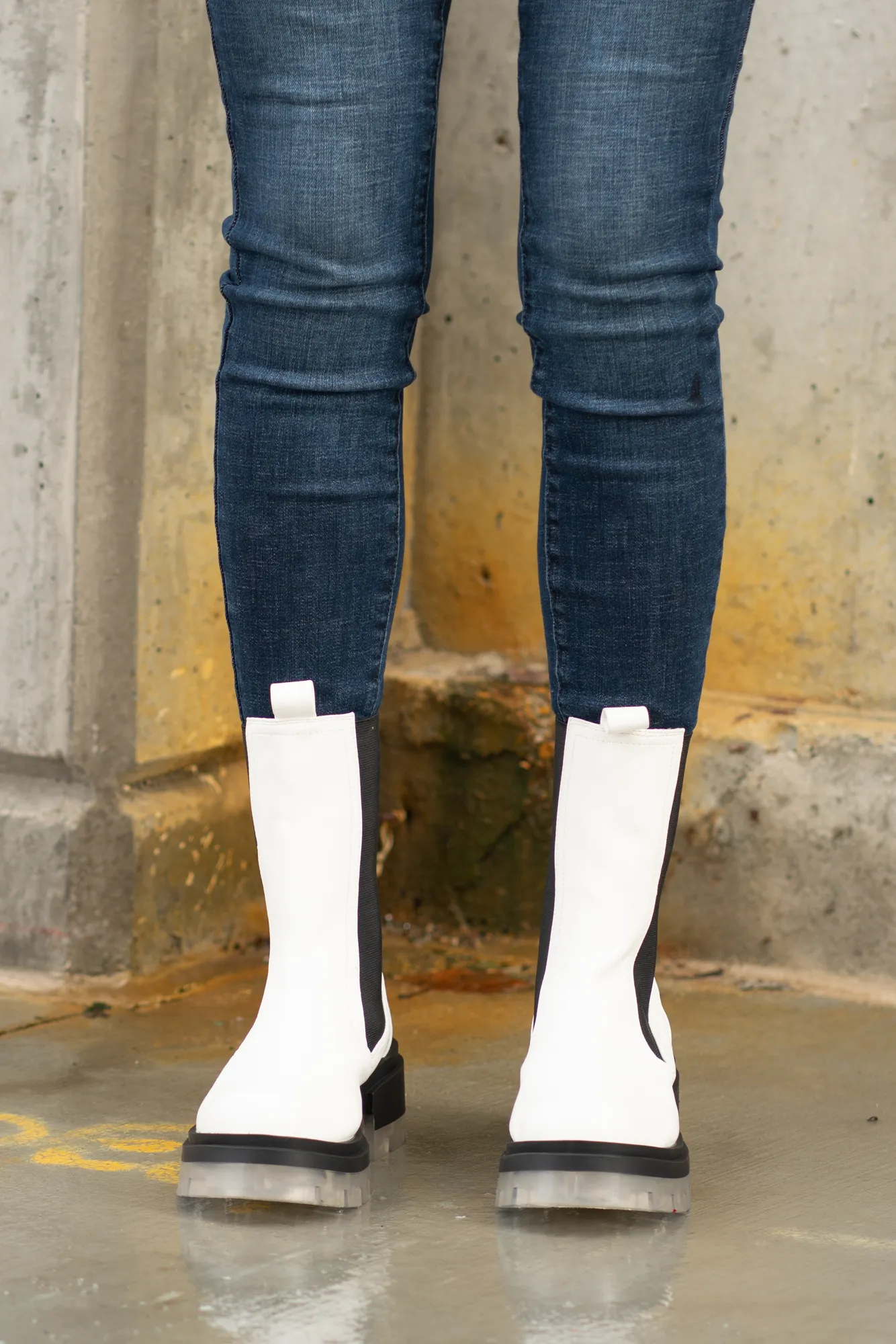 Outshine Chelsea Boots