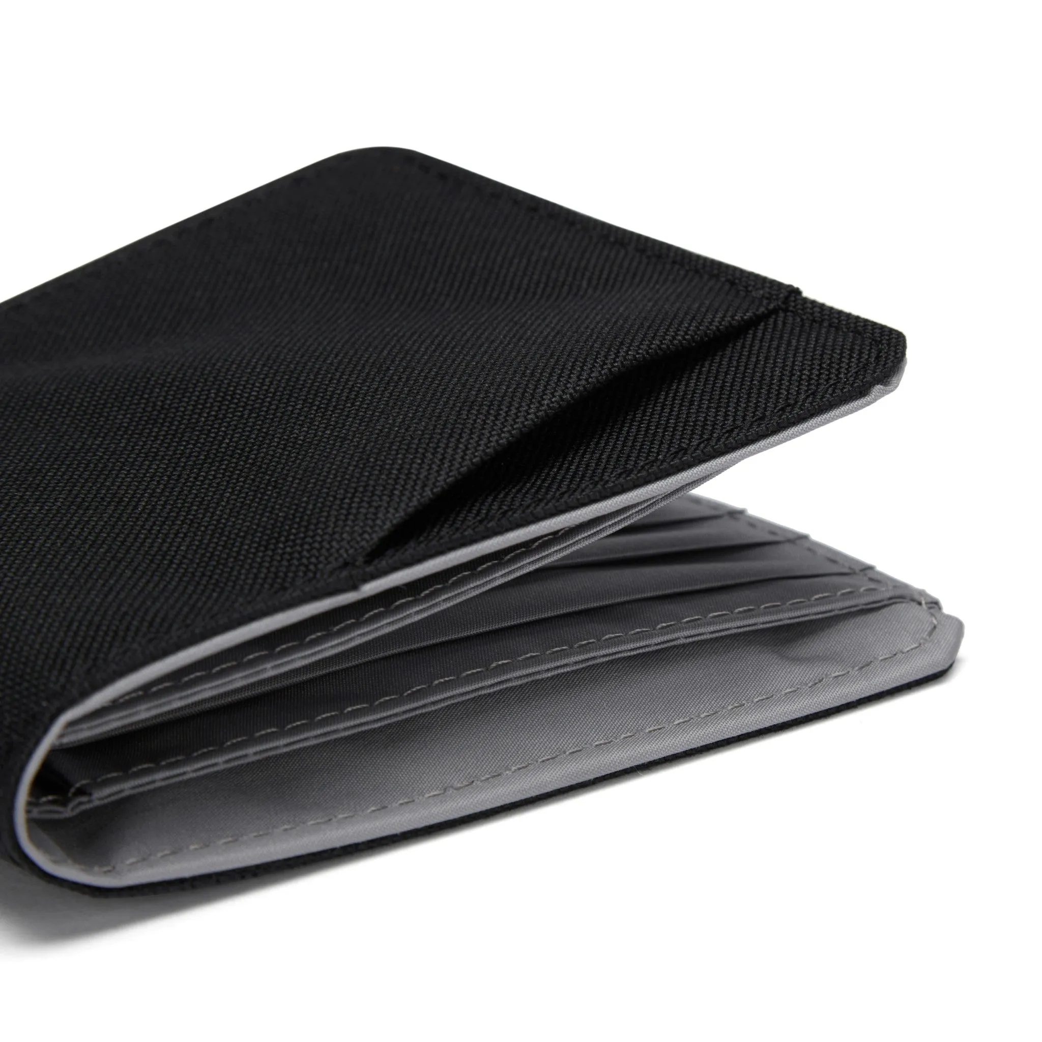 Pacsafe RFIDsafe Bifold Wallet