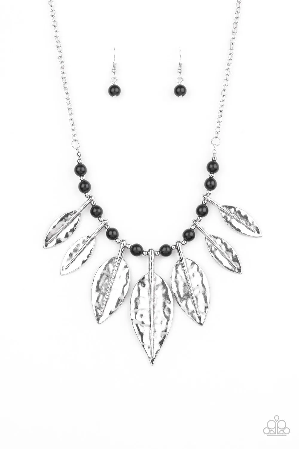 Paparazzi - Highlander Harvester - Black Necklace