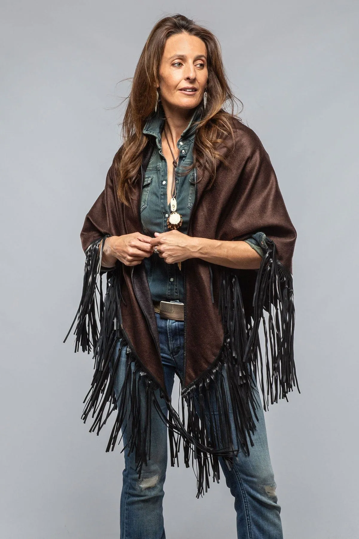Ponderosa Reversible Cashmere Fringe Shawl In Midnight/Chocolate