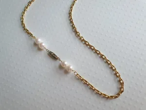 princess-cut 18K antique diamond necklace | Fine 18K necklace