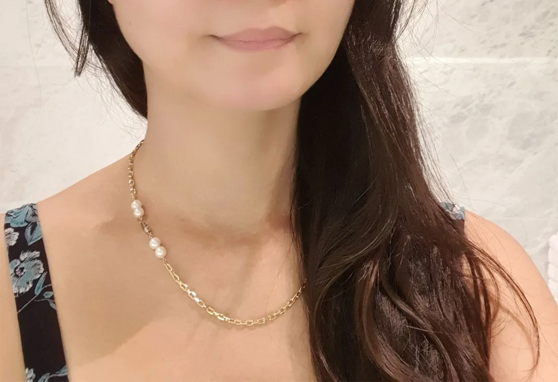 princess-cut 18K antique diamond necklace | Fine 18K necklace