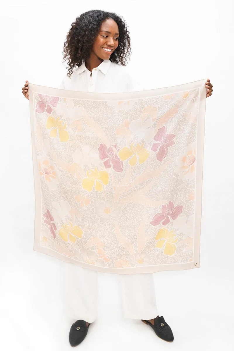 R.A Kartini - Le Grand Scarf