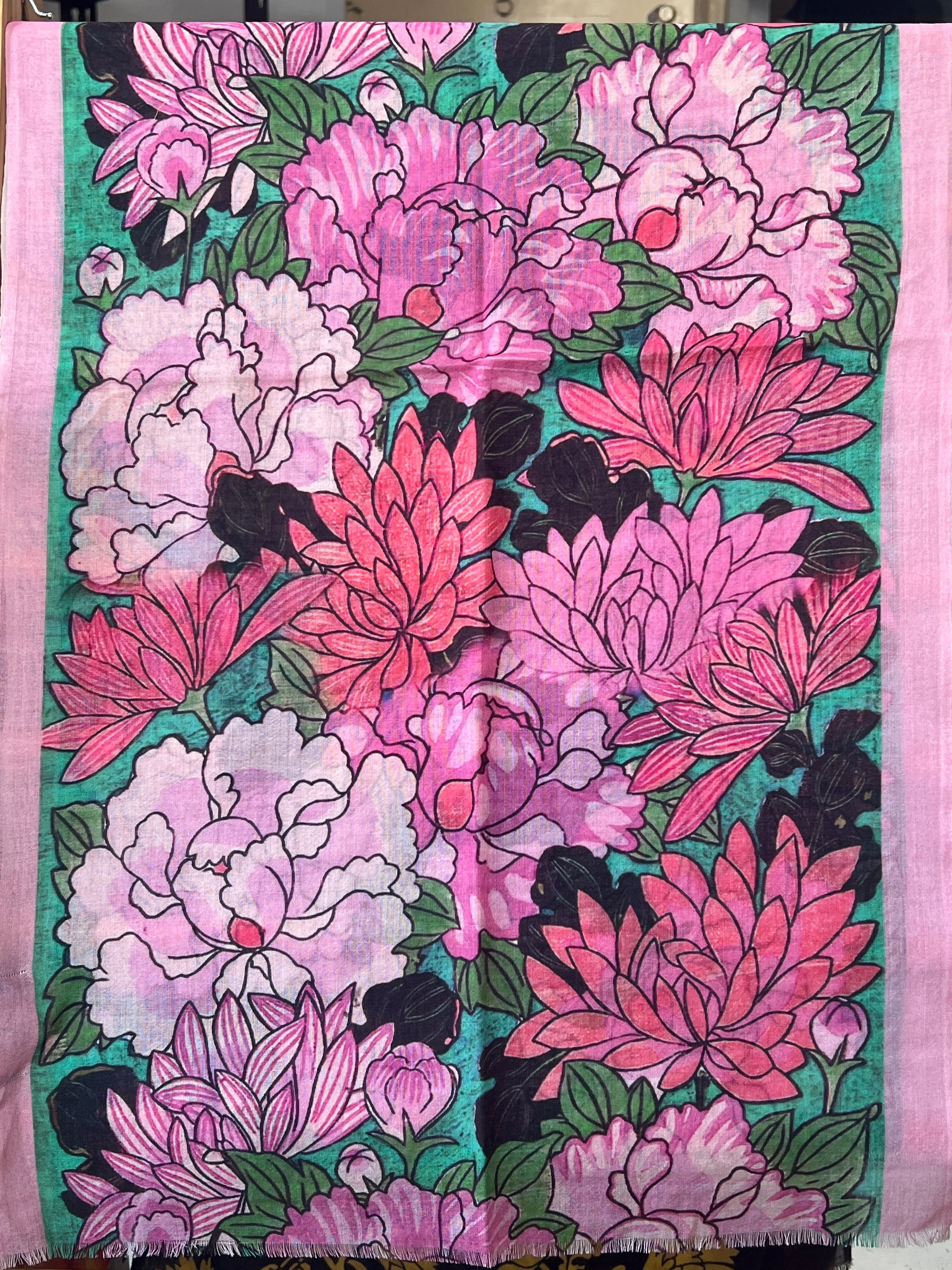 Raffal Australian Merino Wool Chrysanthemums - 100% Fine Merino Wool