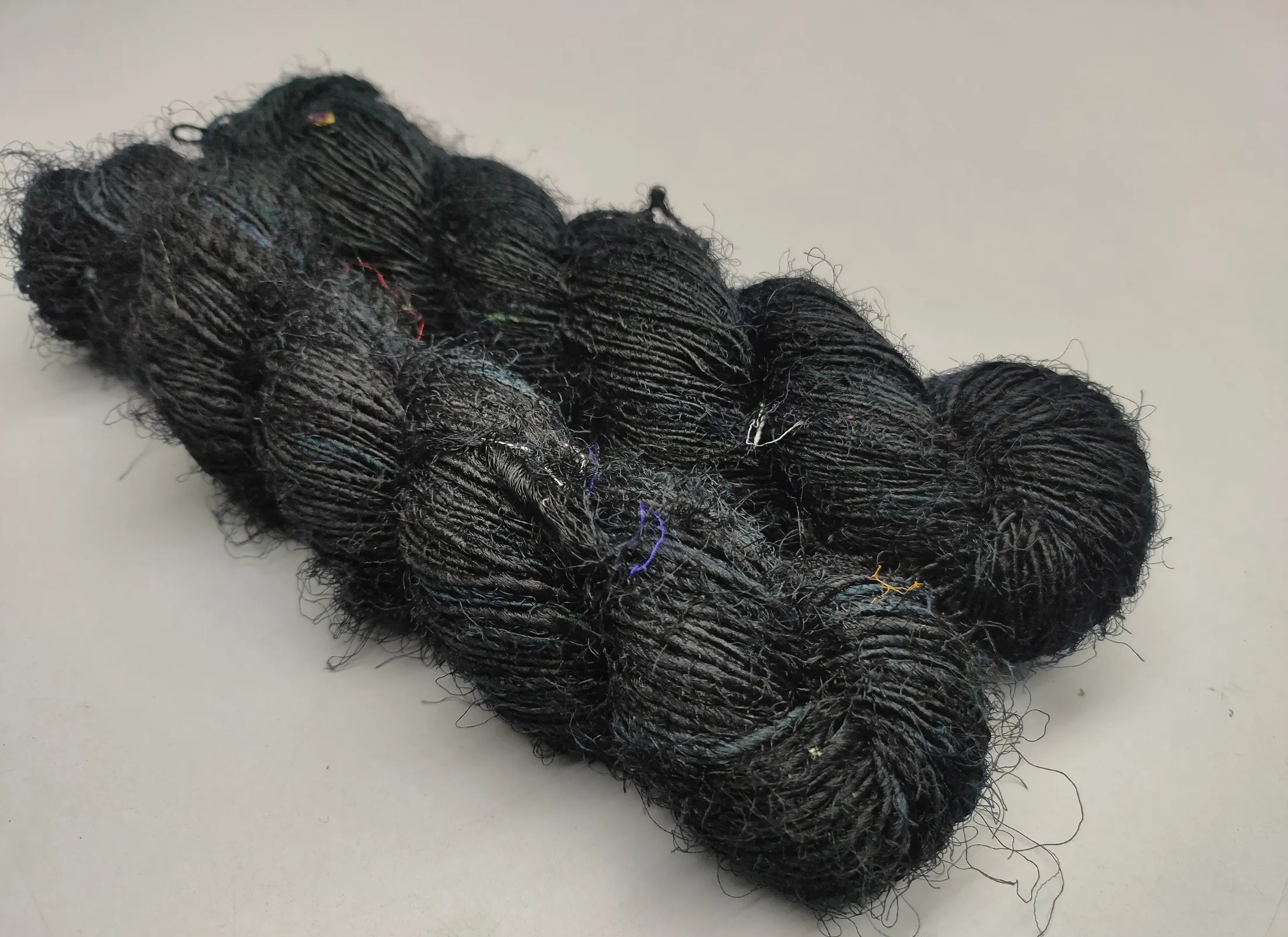 Recycled Sari Silk Yarn Prime - Black