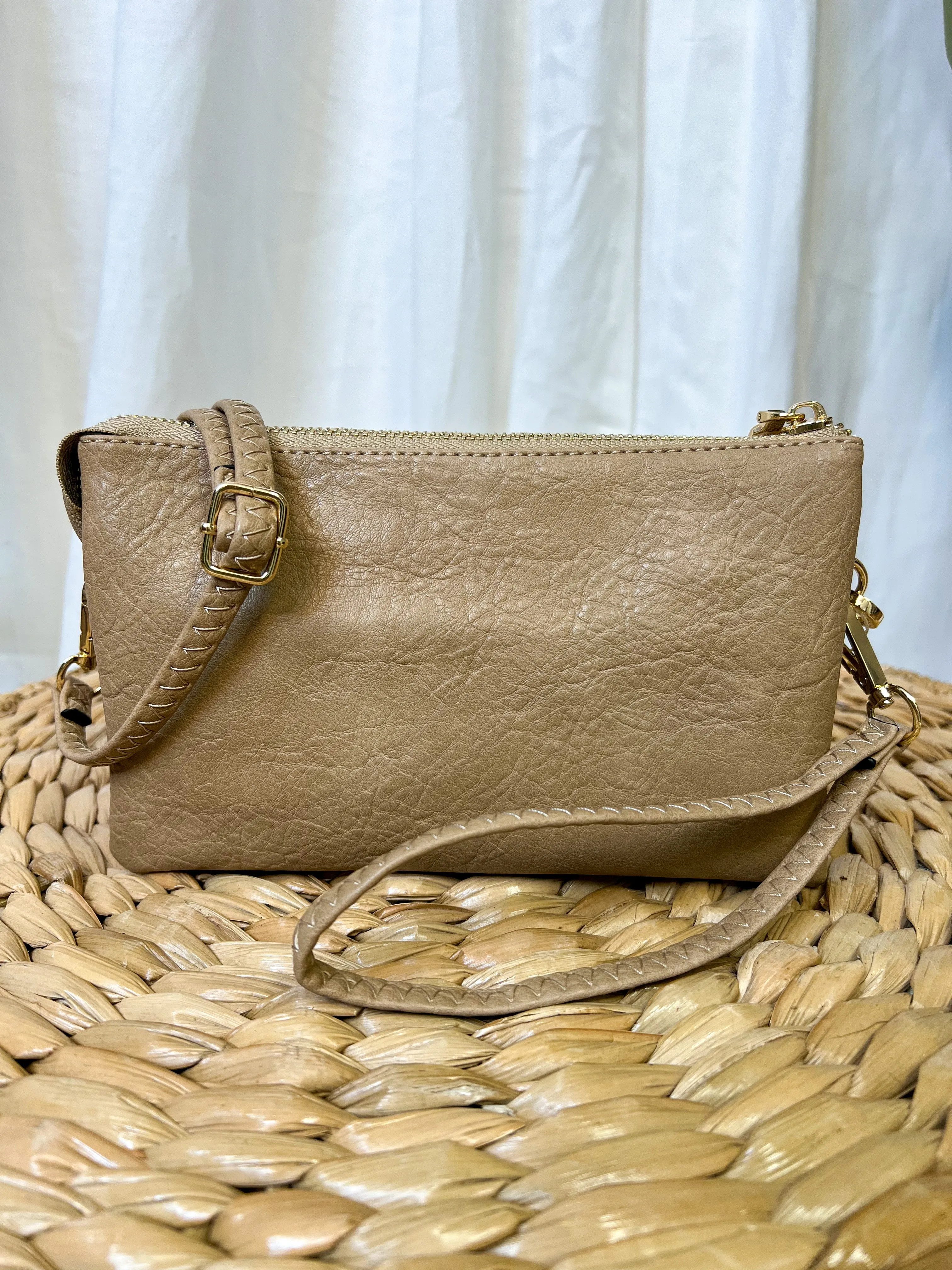 Riley 3 Compartment Crossbody/Wristlet