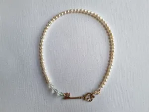 secret door | vintage key short pearl aquamarine necklace