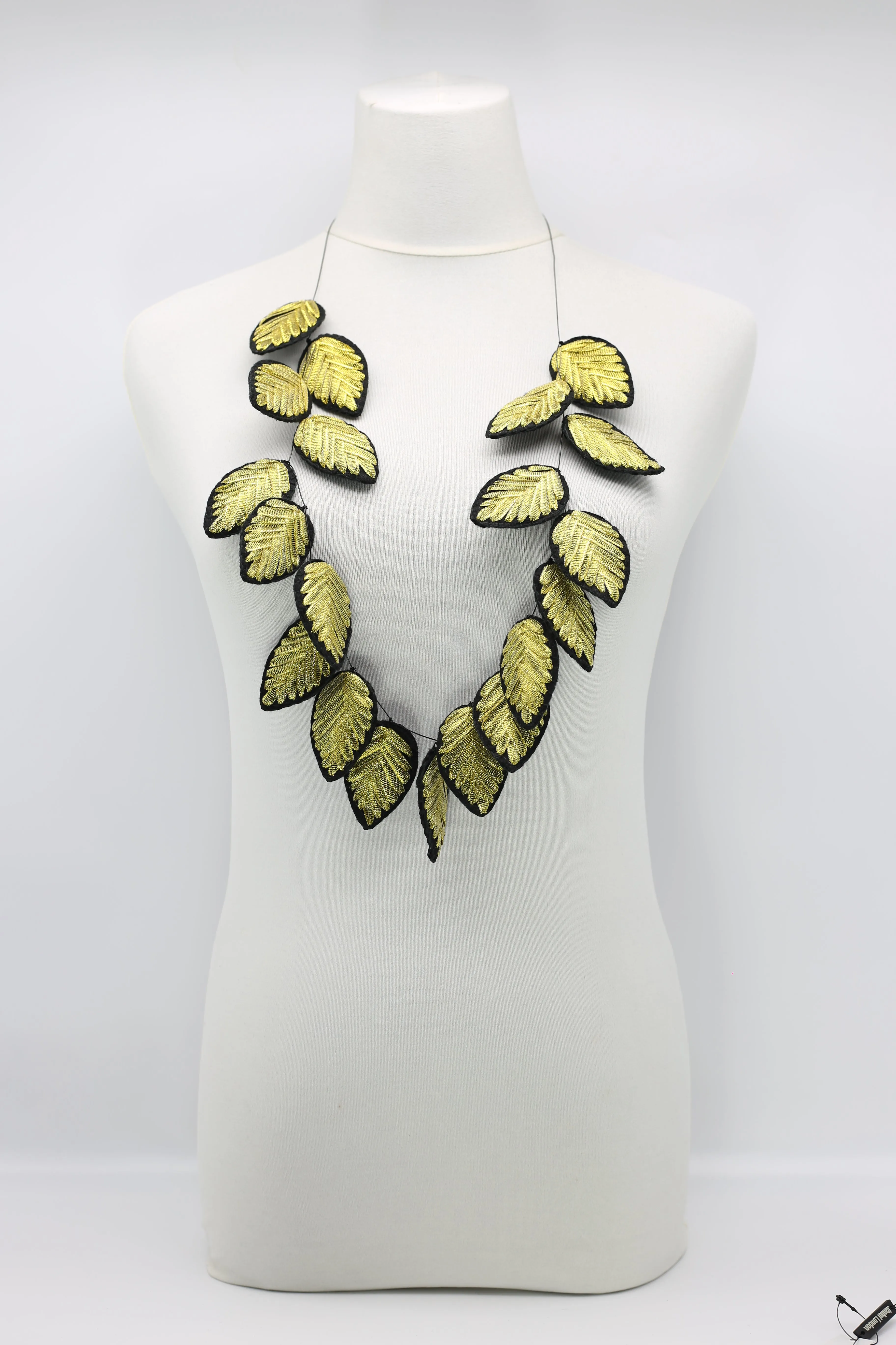 Short leaf Necklaces