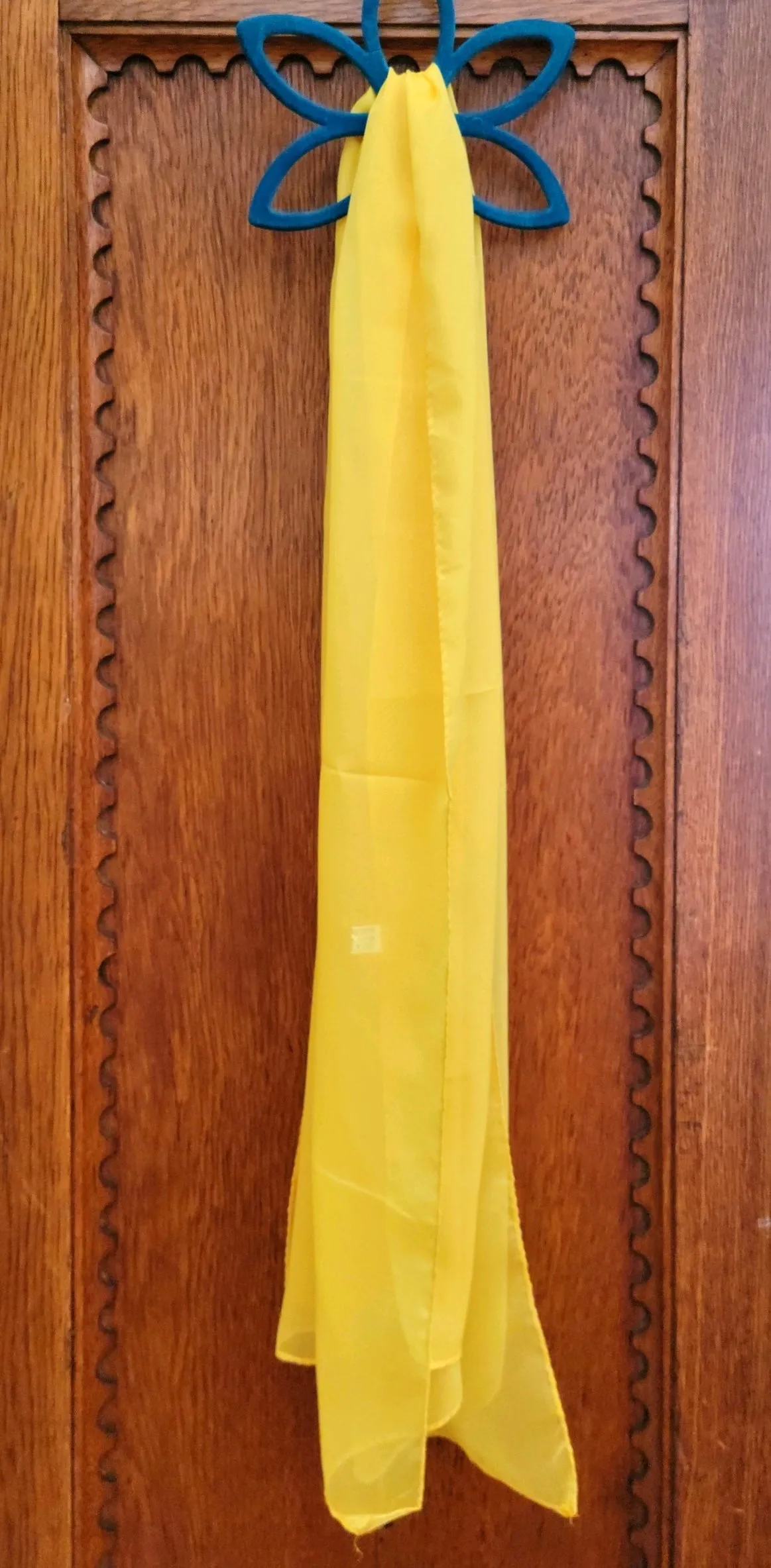 Silky Soft  Scarf in Yellow & White
