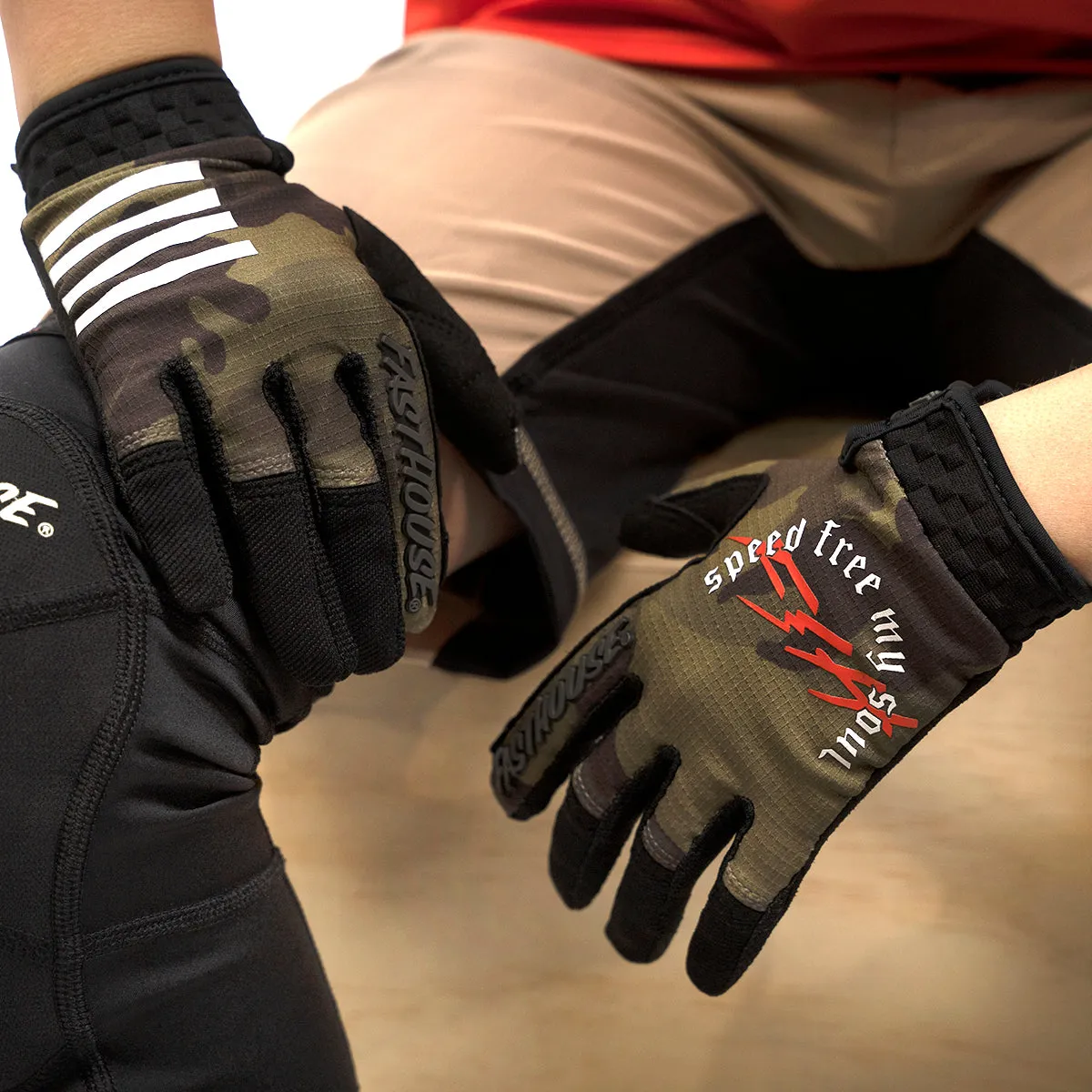 Speed Style Menace Youth Glove - Camo